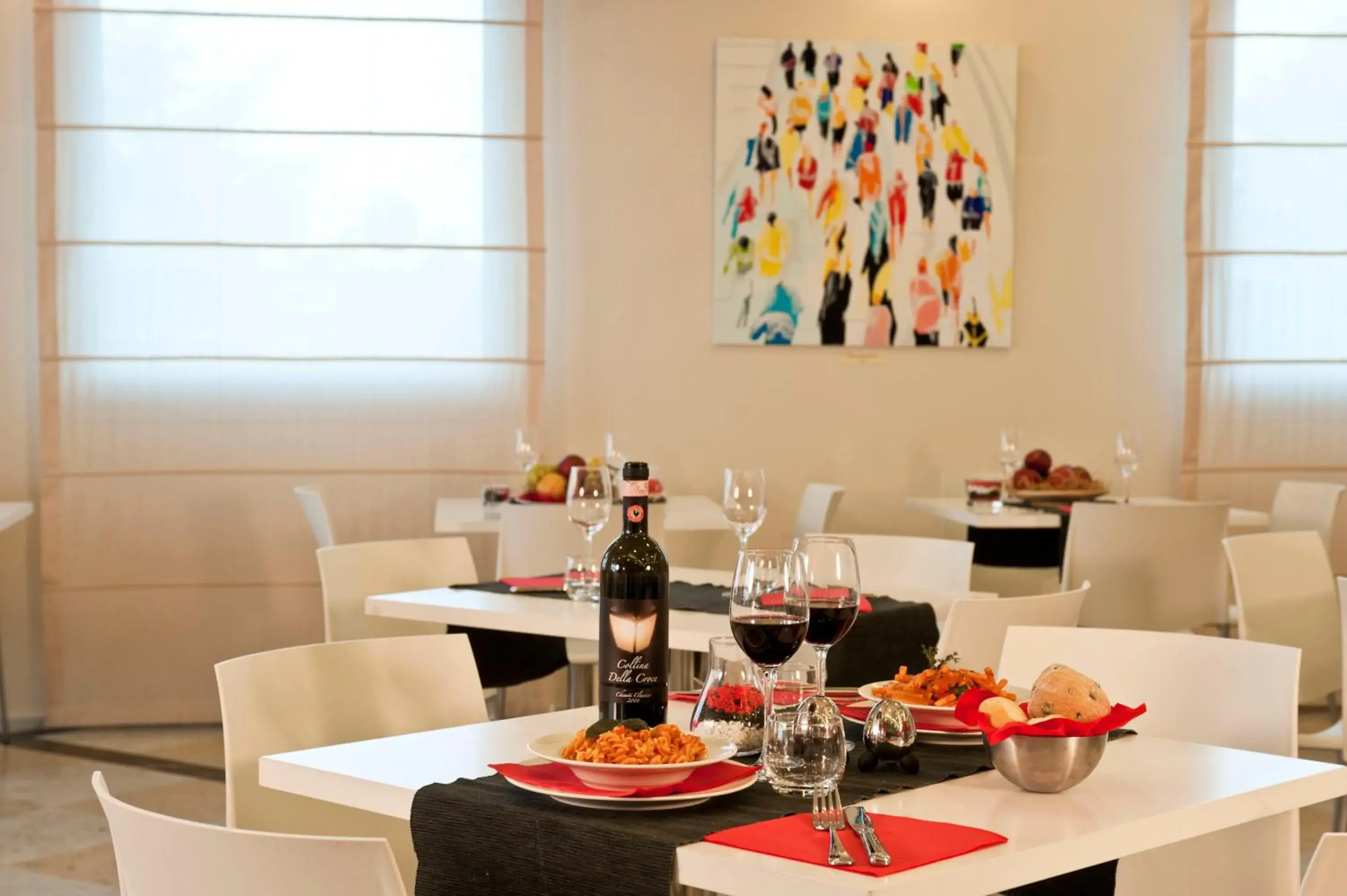 Restaurant/places to eat in My One Hotel Bologna Restaurant/places to eat in My One Hotel Bologna