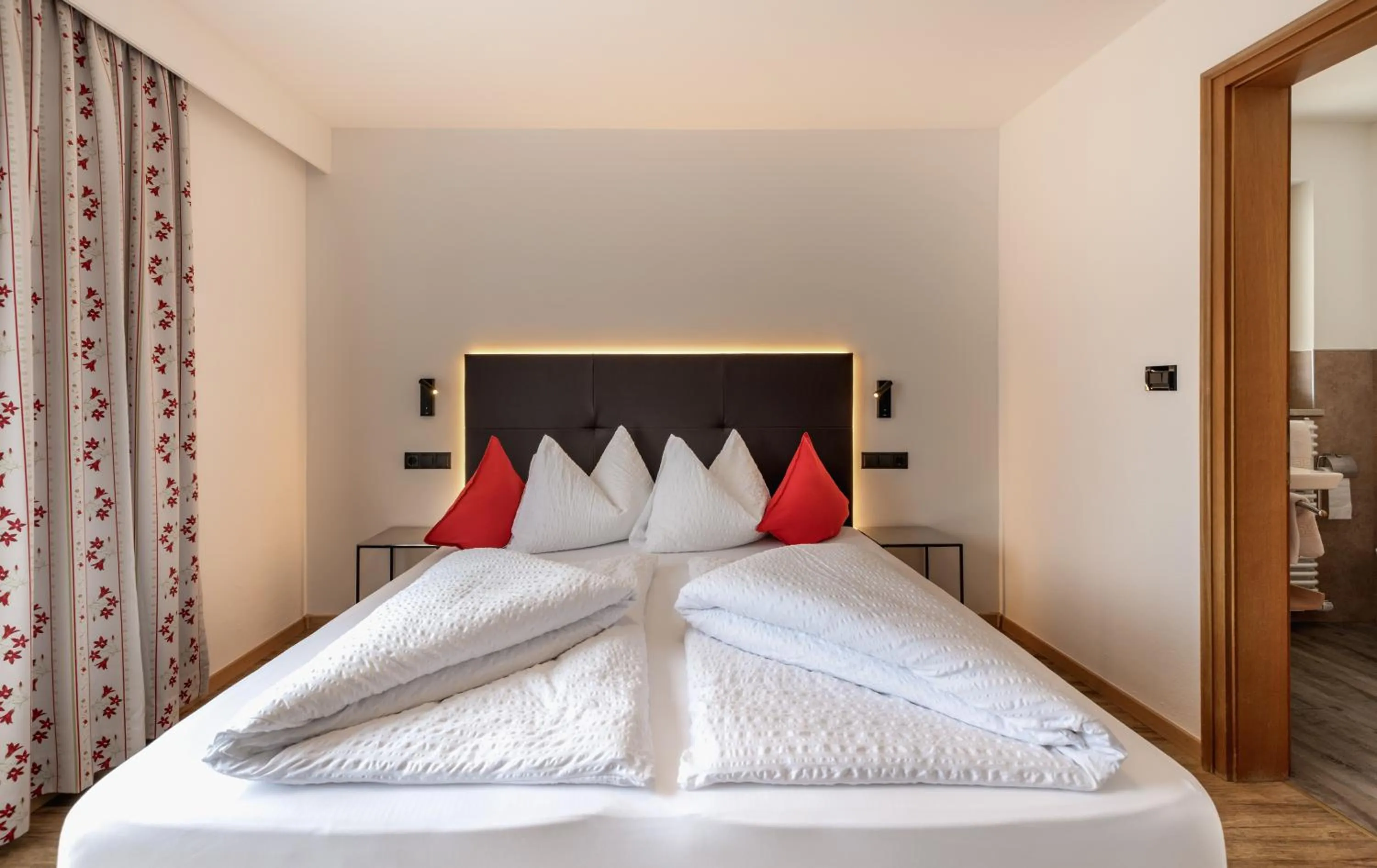 Bedroom, Bed in Pension Florian