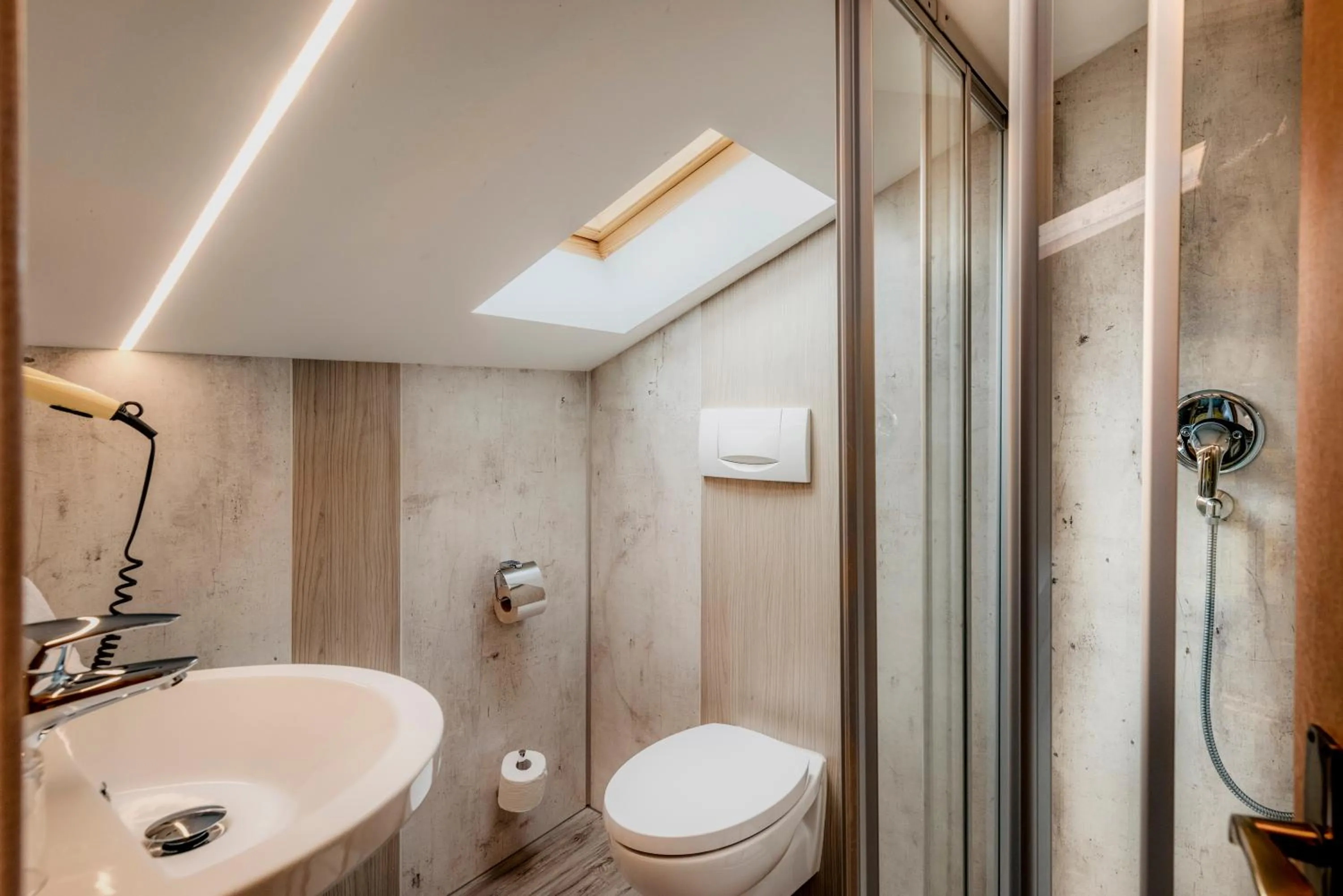 Shower in Pension Florian