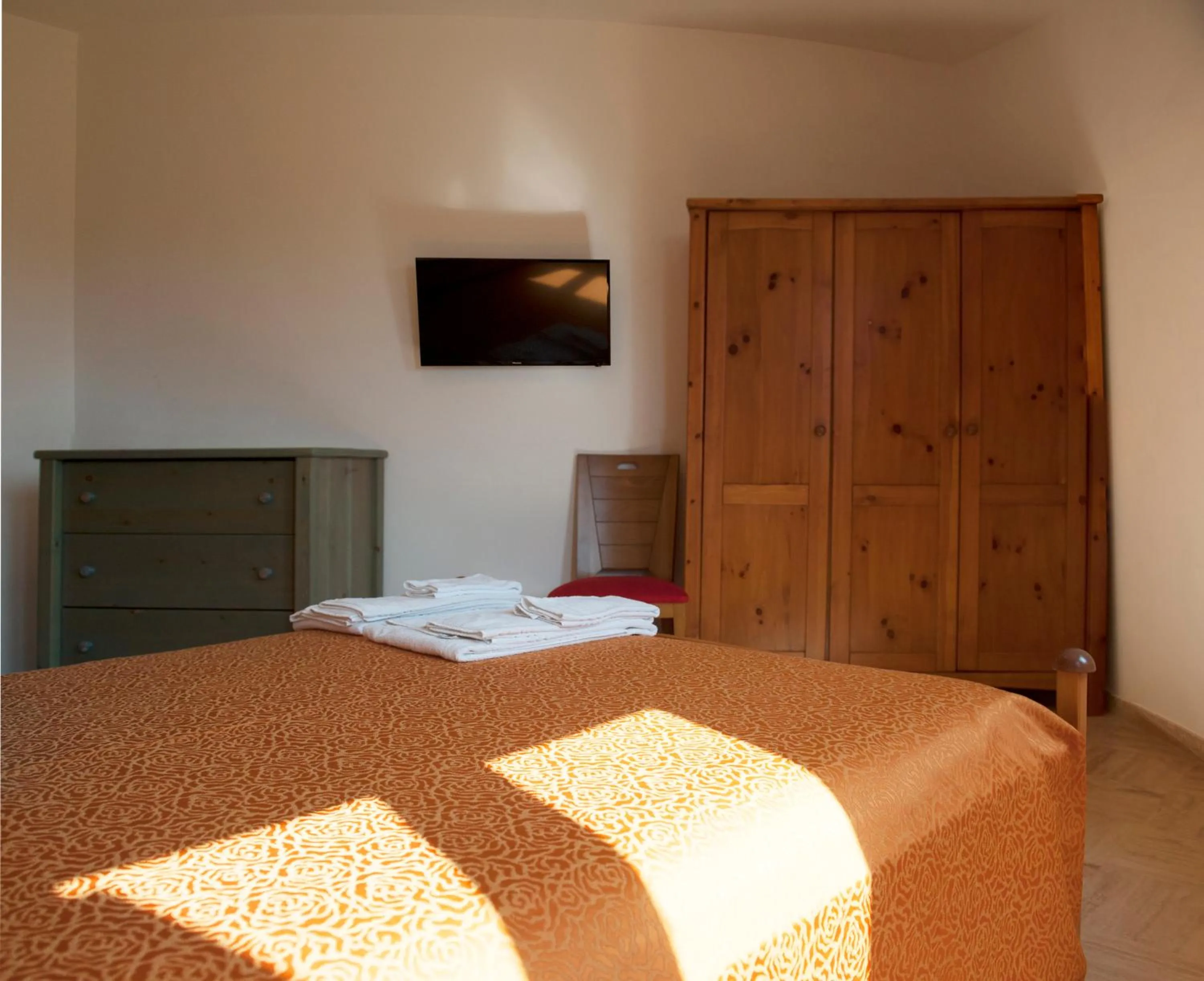 Photo of the whole room in AmareGold Tenuta La Baronessa Resort