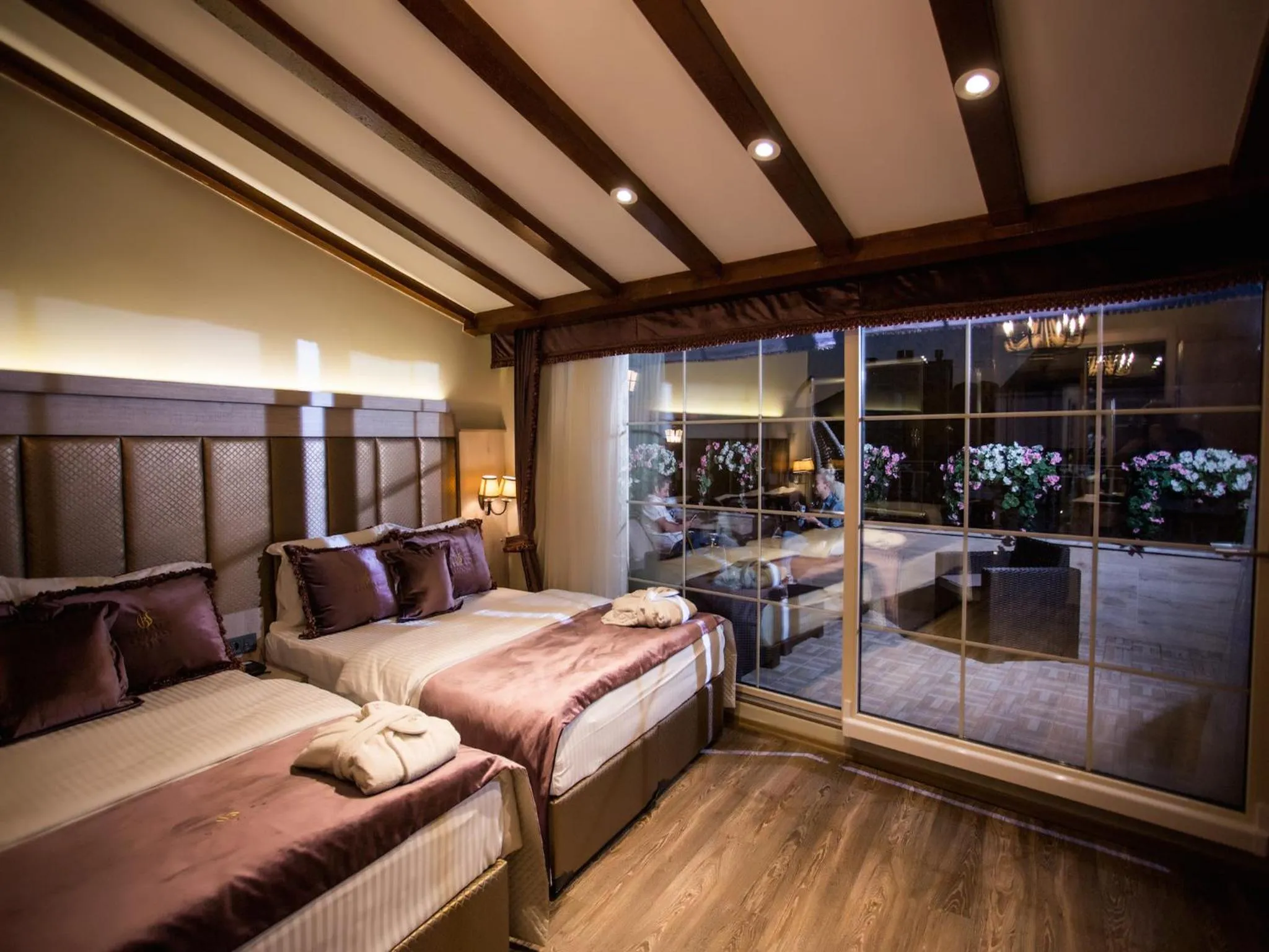 Photo of the whole room, Bed in Bonne Sante Hotel