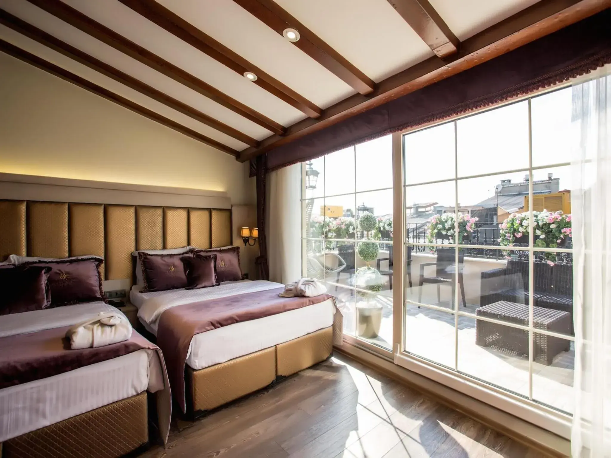 Prestige Suite with Terrace and Jacuzzi in Bonne Sante Hotel Prestige Suite with Terrace and Jacuzzi in Bonne Sante Hotel