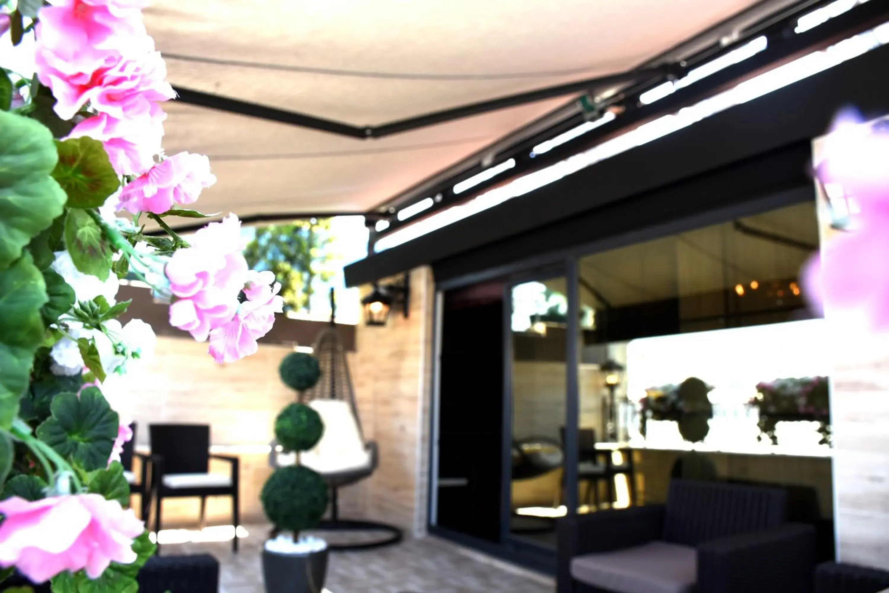 Facade/entrance in Bonne Sante Hotel Facade/entrance in Bonne Sante Hotel