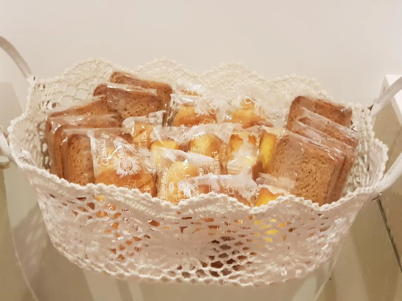 Breakfast in Margutta's Garden