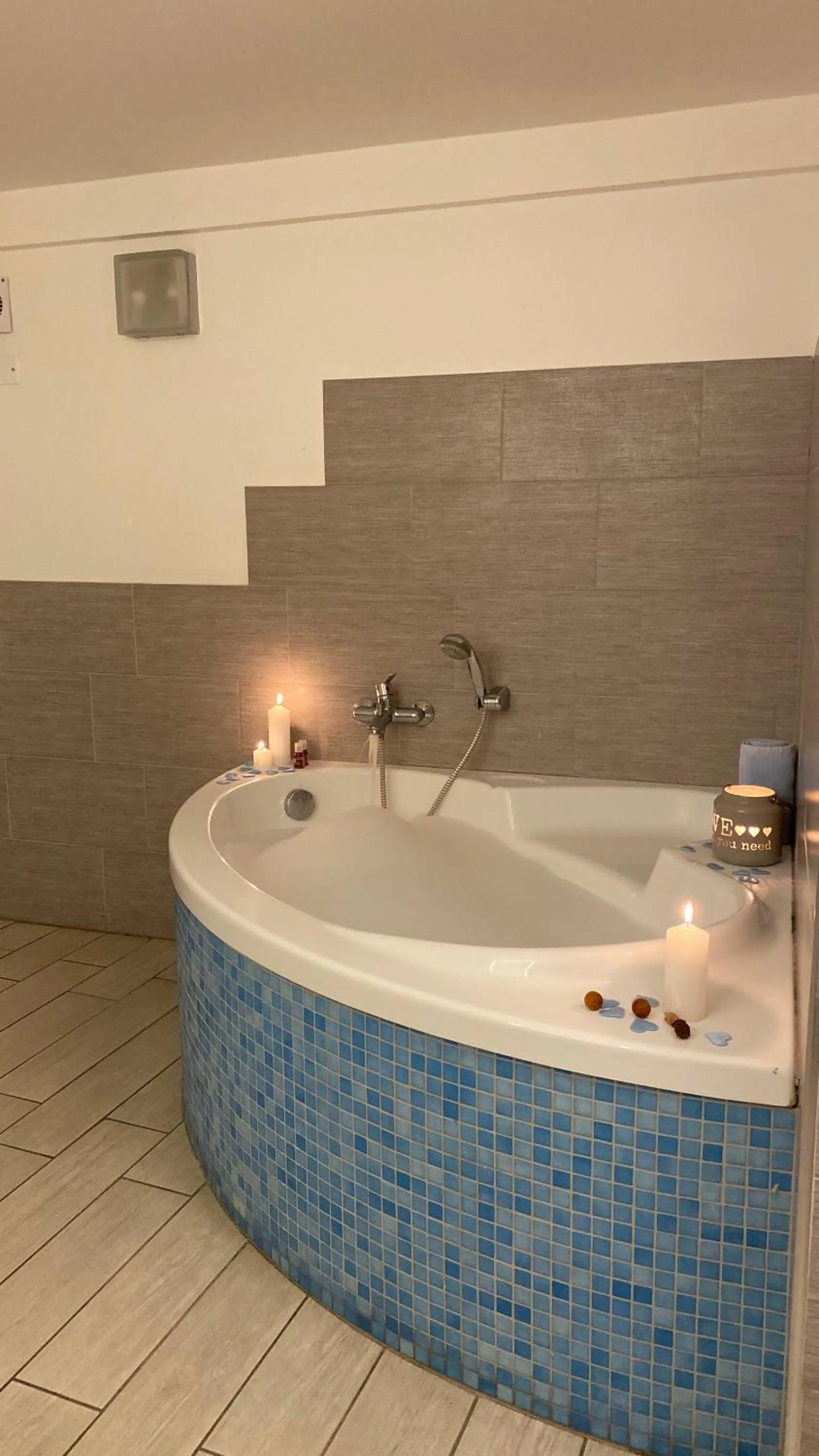 Bathroom in SweetHomeToledo