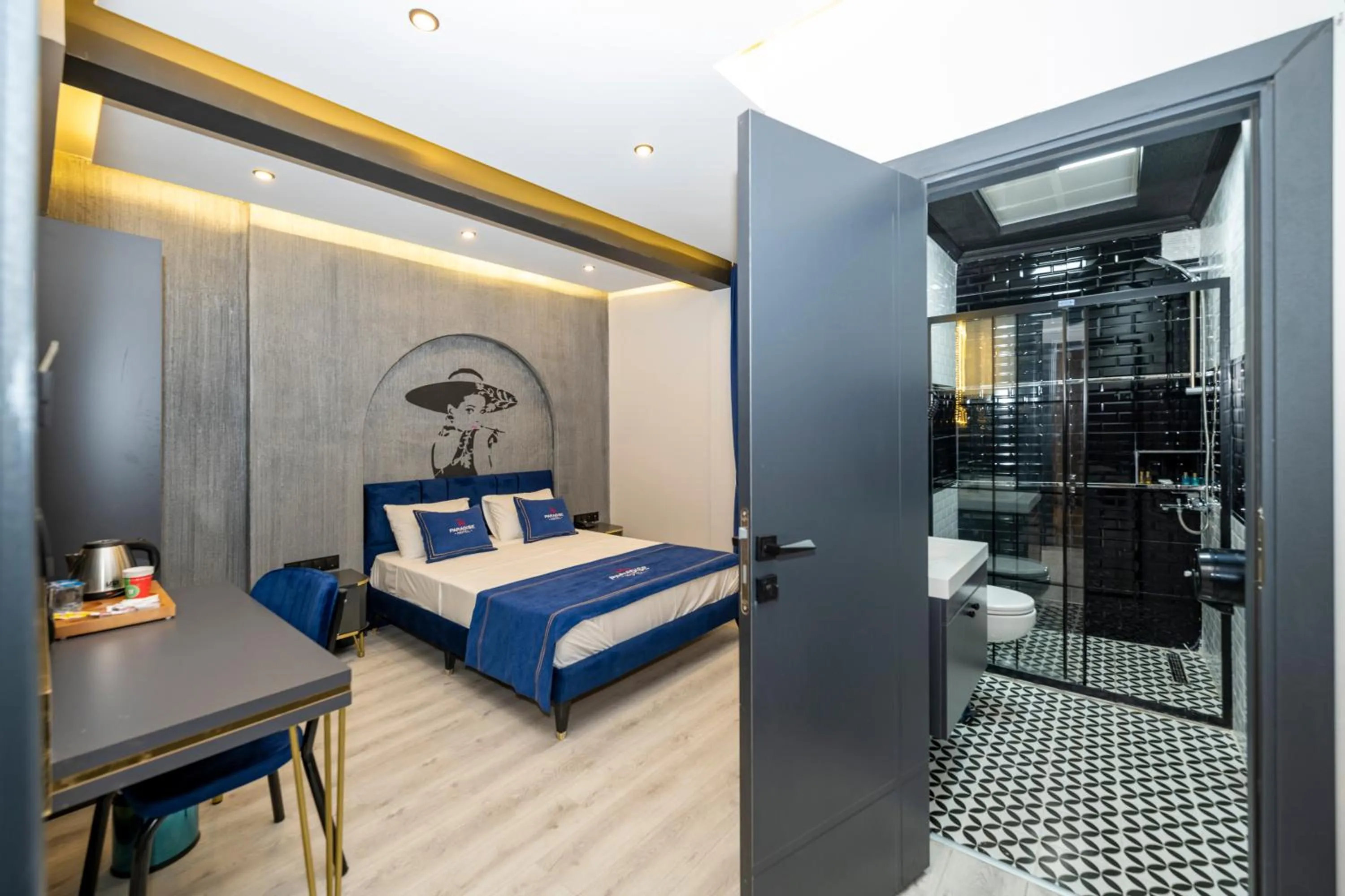 Photo of the whole room, Bed in İstanbul Paradise Hotel