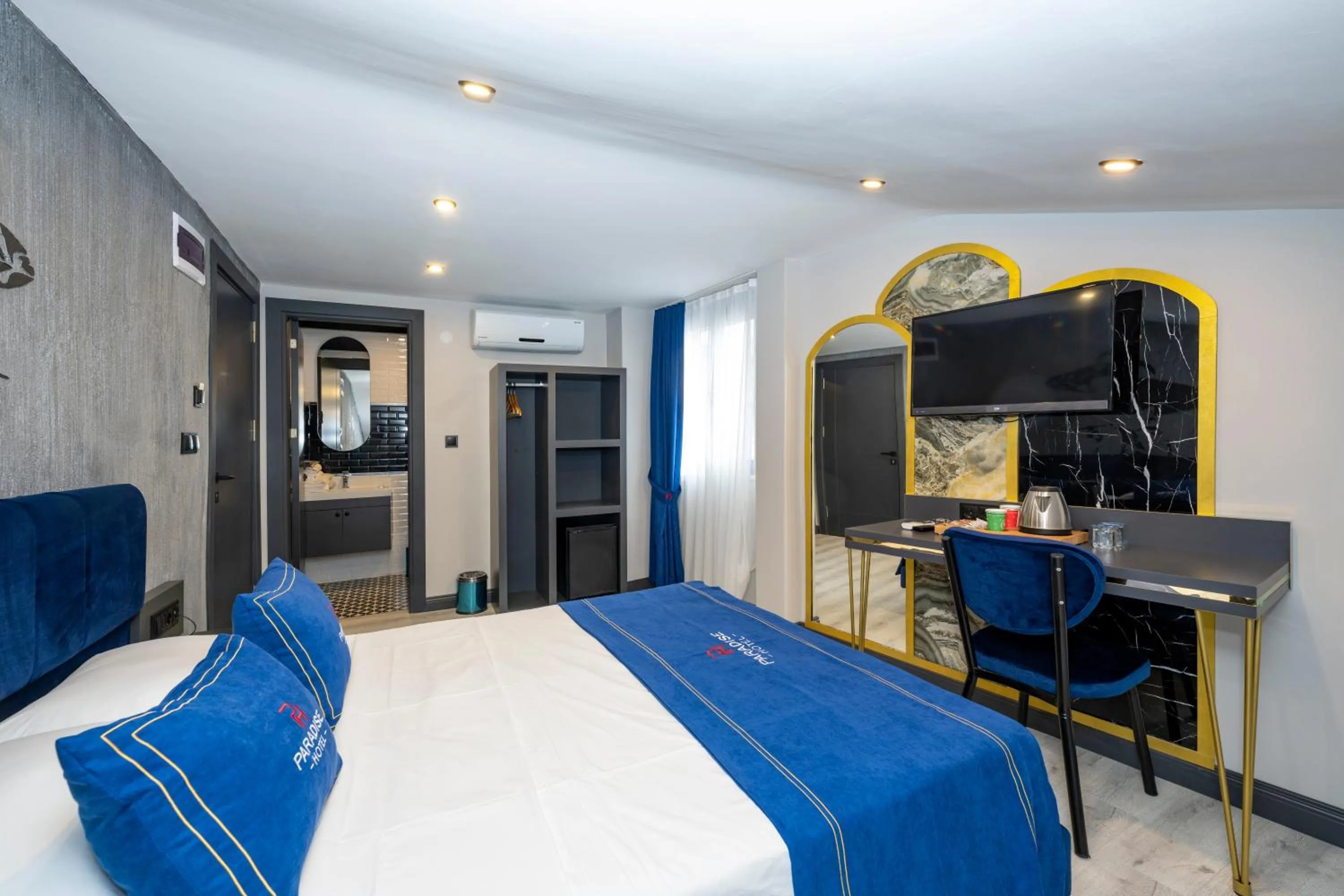 Photo of the whole room, Bed in İstanbul Paradise Hotel