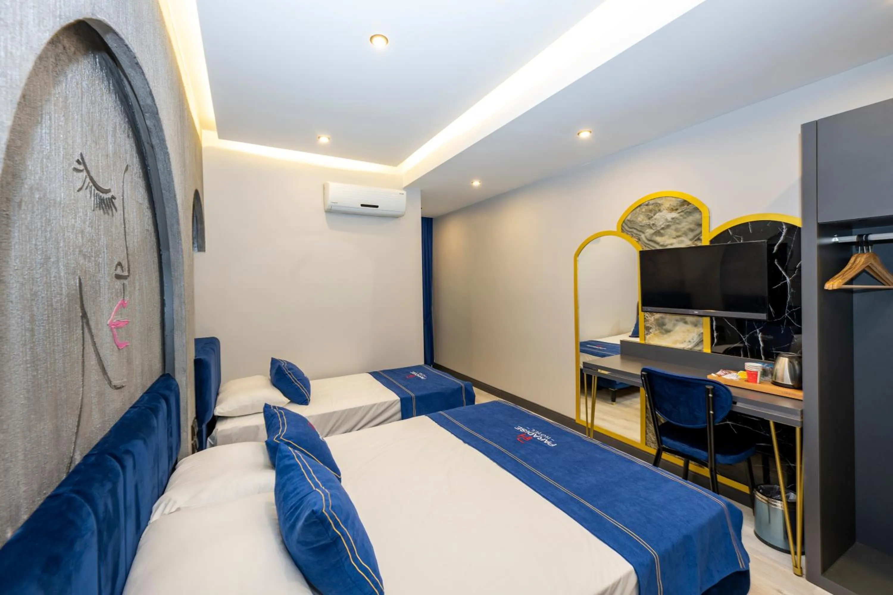 Photo of the whole room, Bed in İstanbul Paradise Hotel