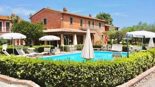 Il Borgo di Donoratico, Residence with swimming pool