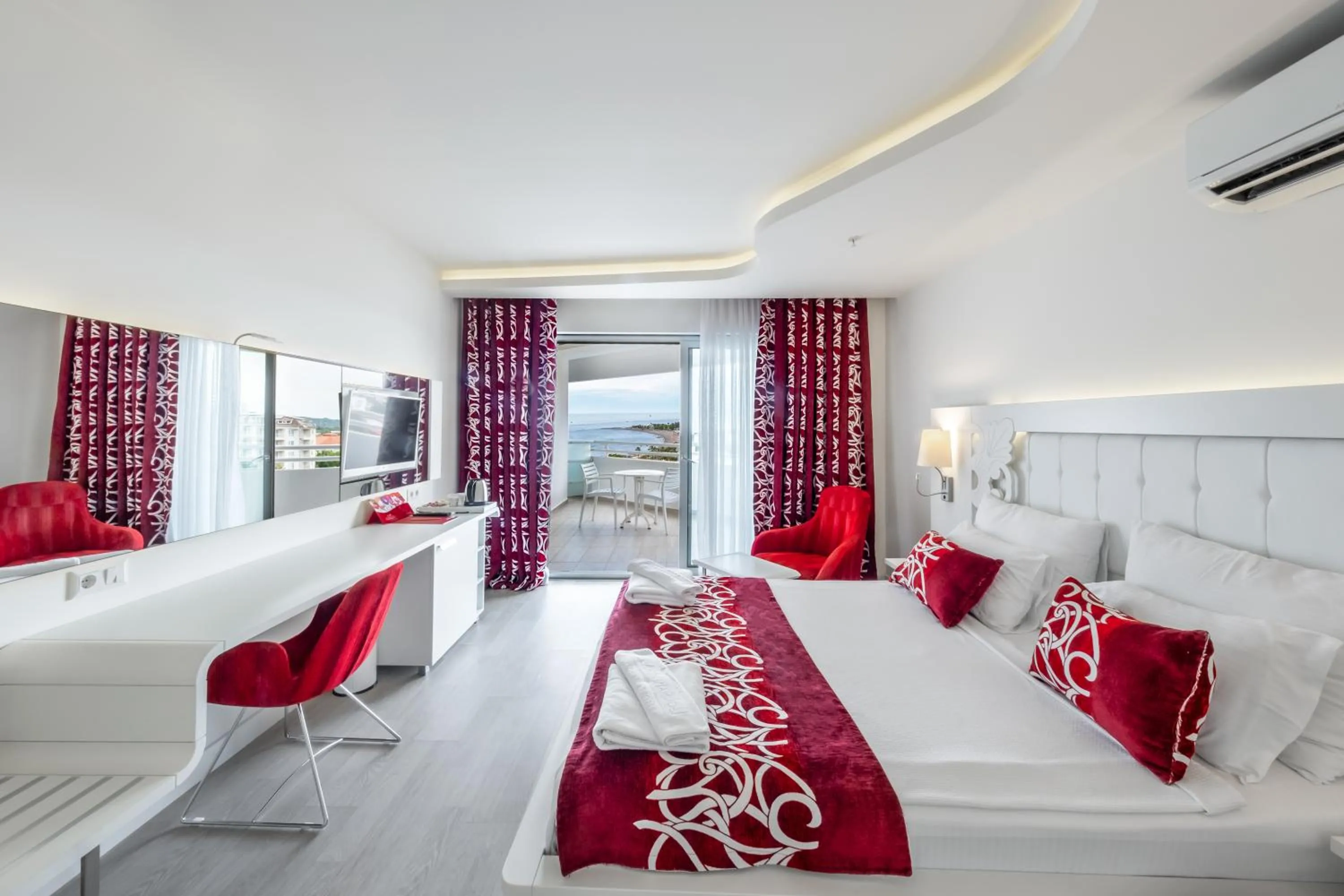 Laguna Beach Alya Resort & Spa - All Inclusive