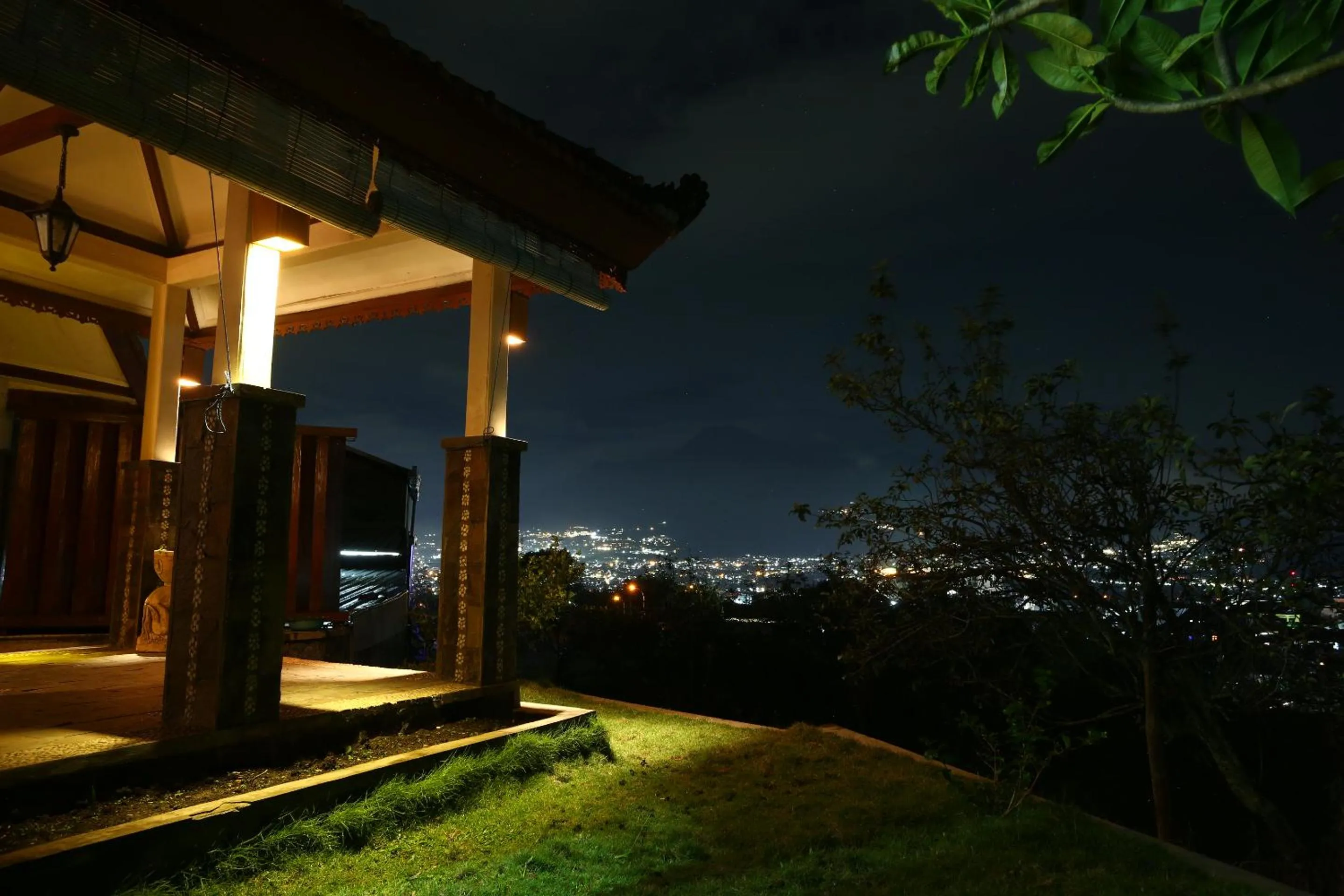 Night in Shanty's House