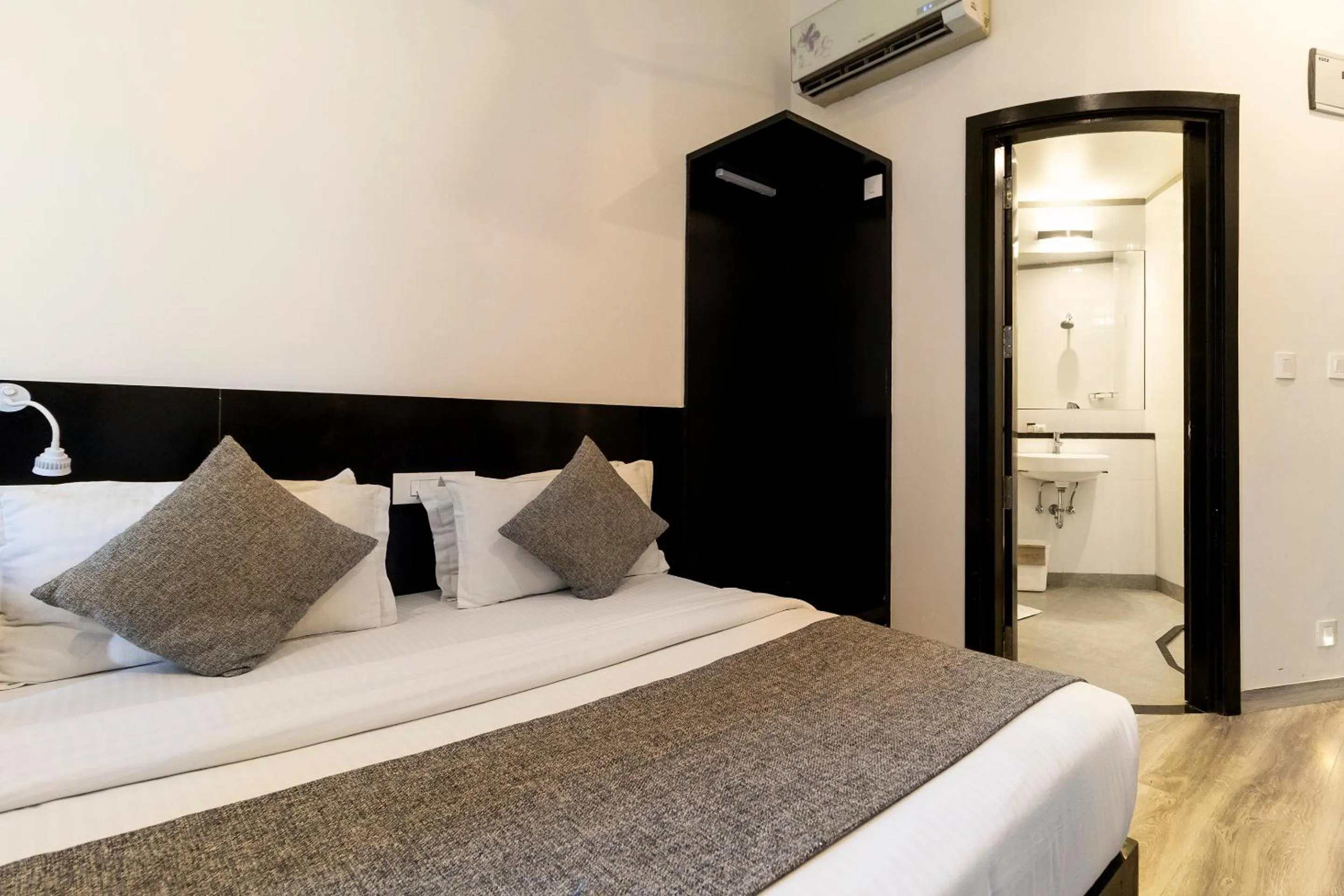 Bed in The Saneer Jaipur