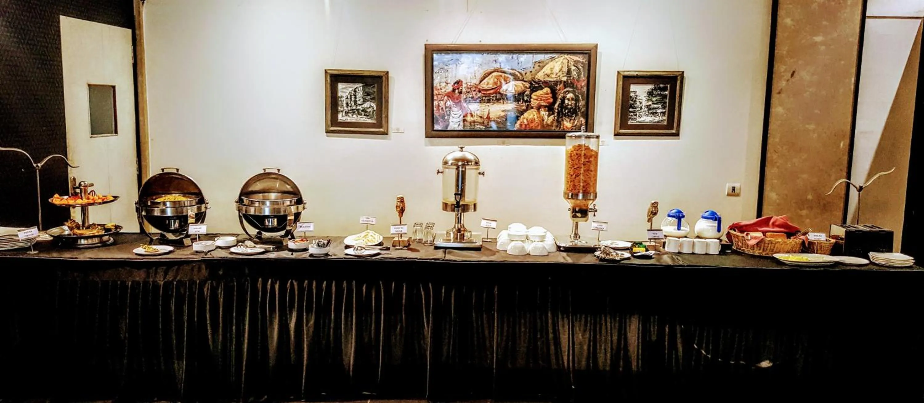 Breakfast in The Saneer Jaipur