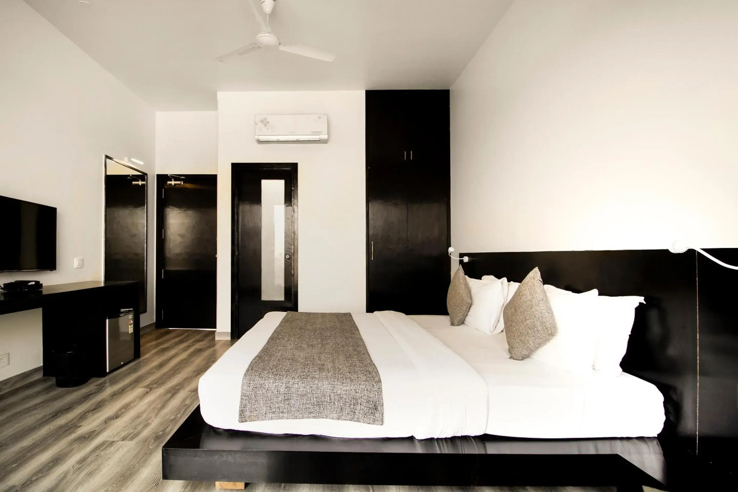 Bed in The Saneer Jaipur Bed in The Saneer Jaipur