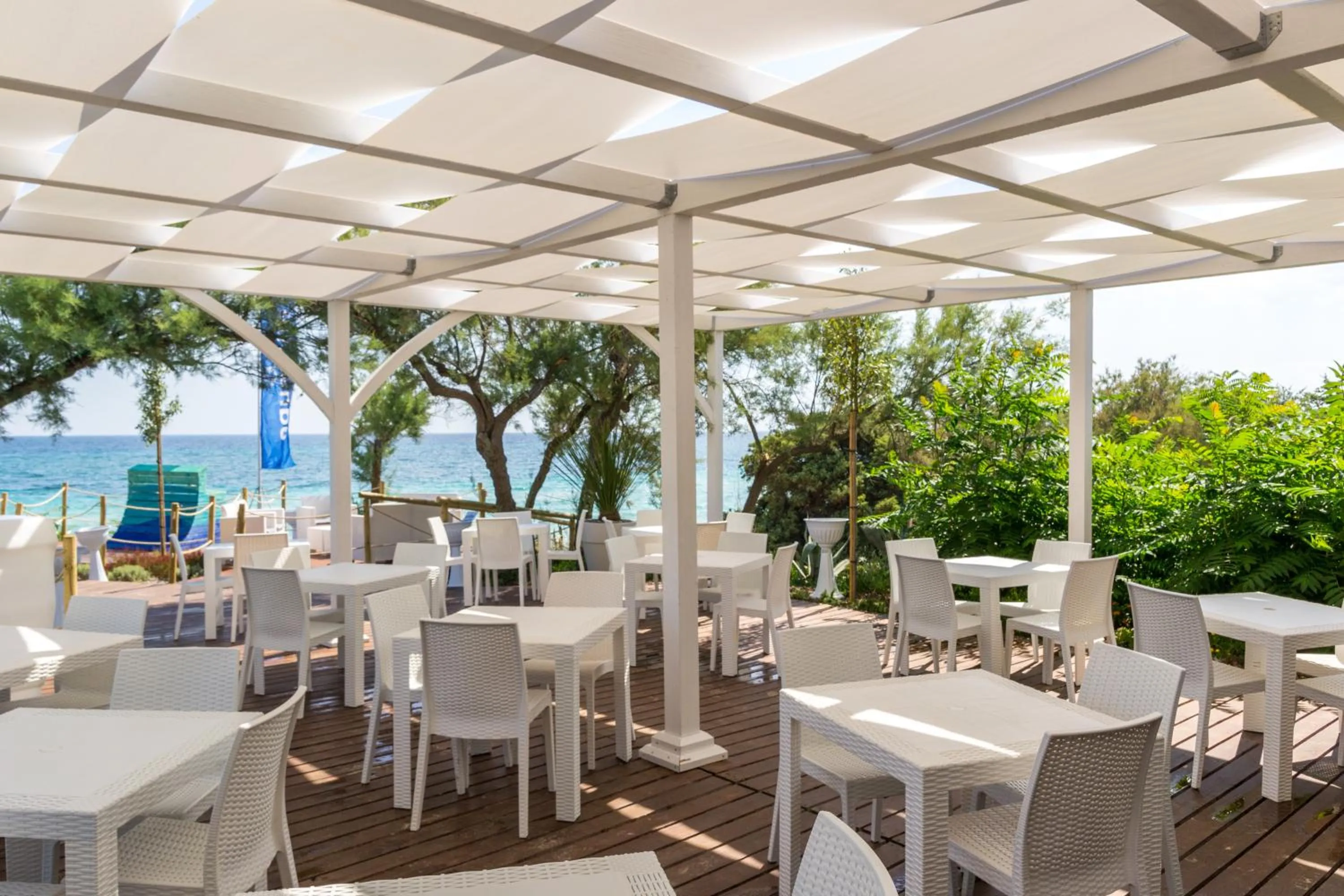 Patio in Aquarium Residence