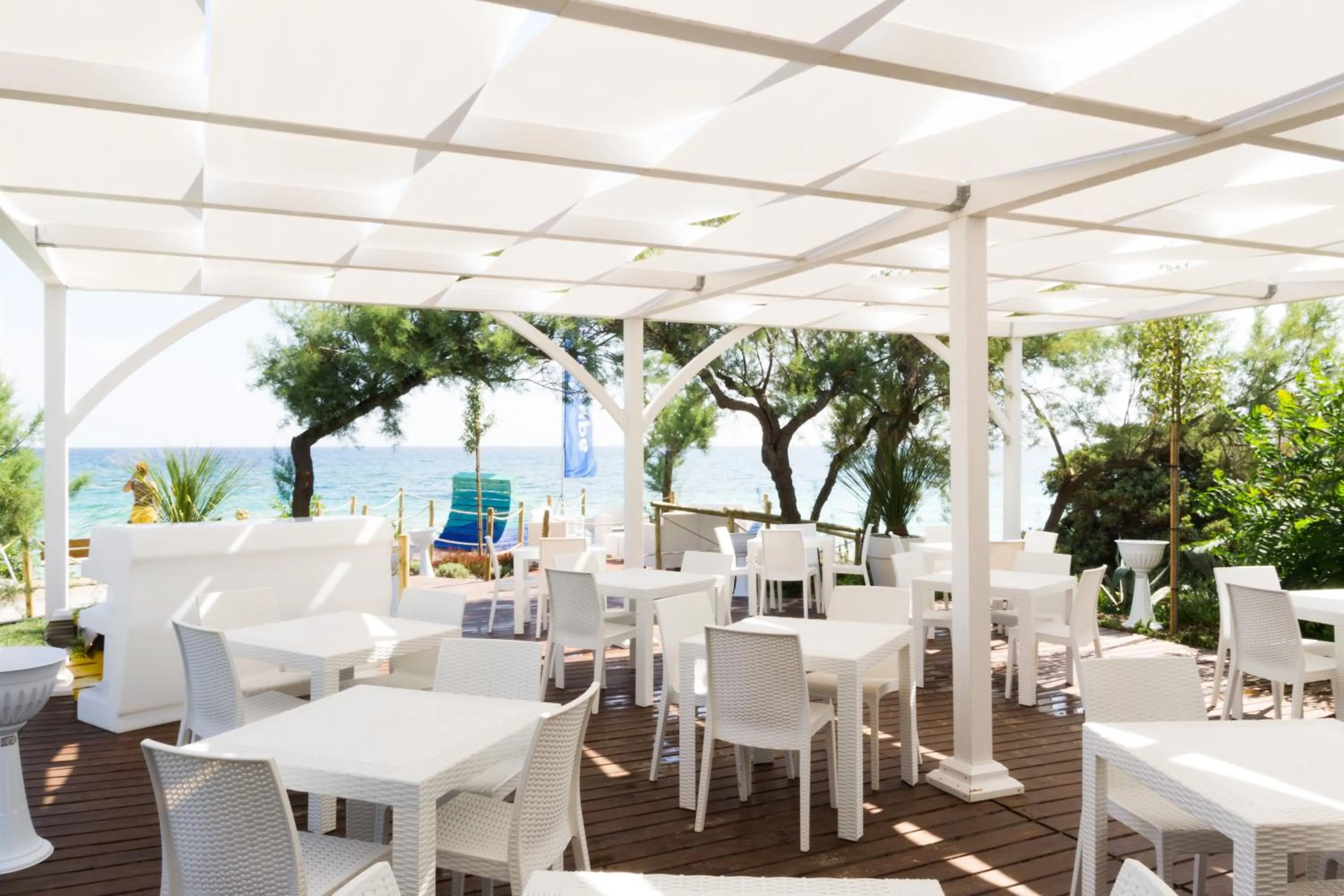 Patio in Aquarium Residence