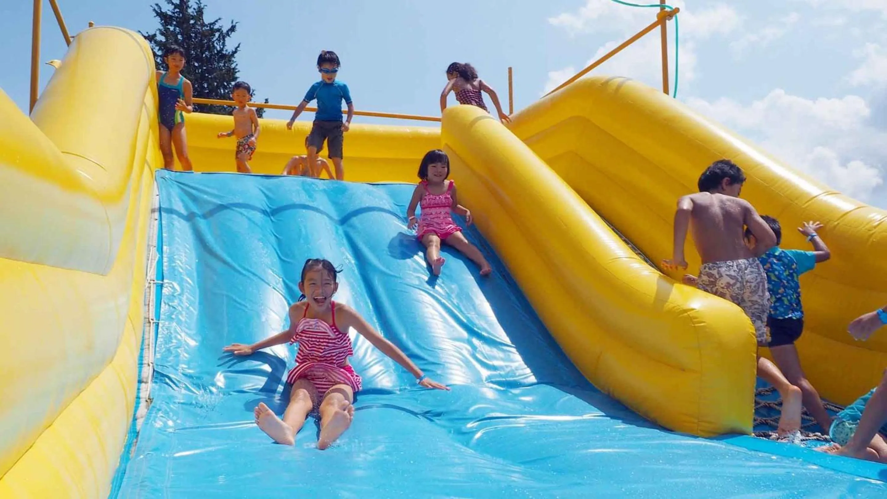 Swimming pool in Hotel Green Plaza Joetsu