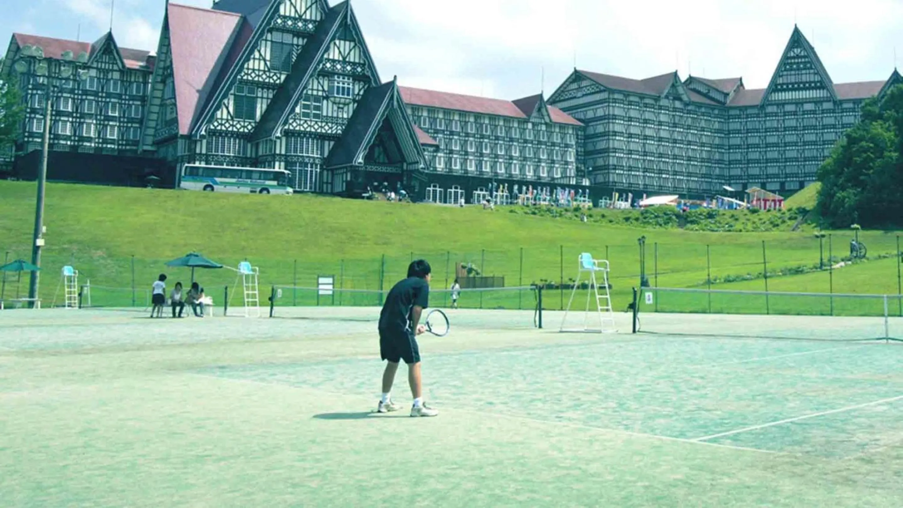 Tennis court in Hotel Green Plaza Joetsu
