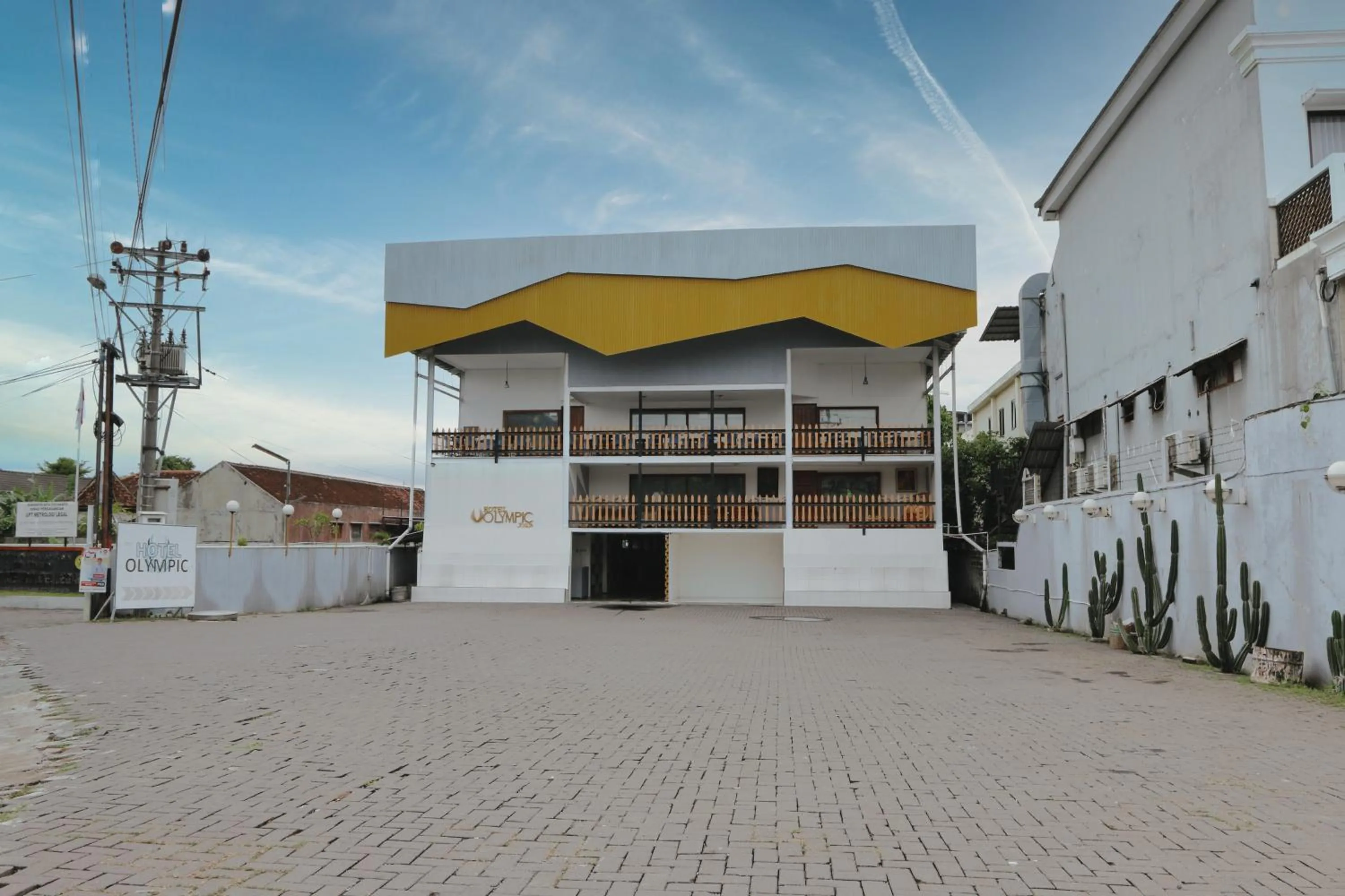 Hotel Olympic Jogyakarta by Sajiwa