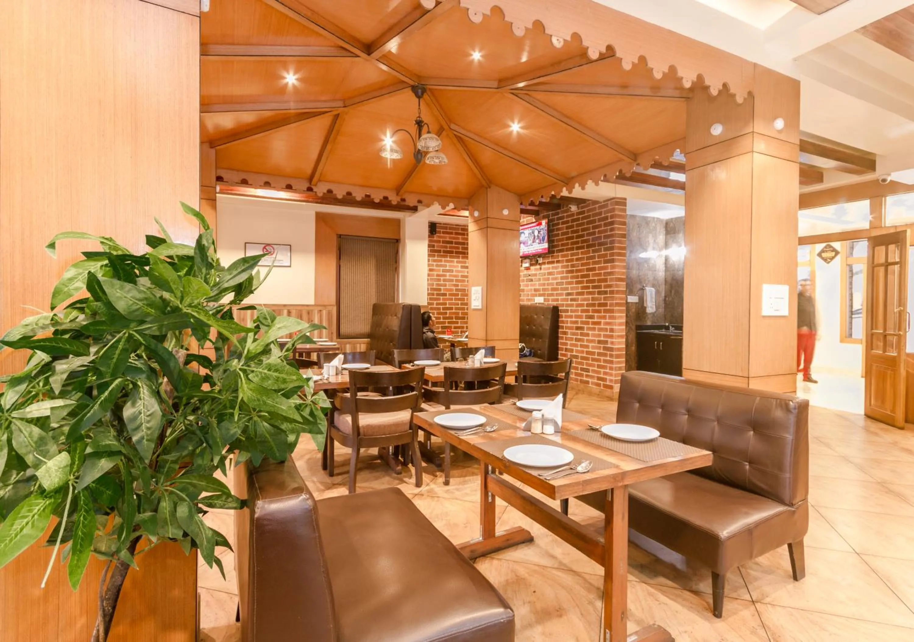 Continental breakfast in Hotel Sher-E-Punjab & Spa