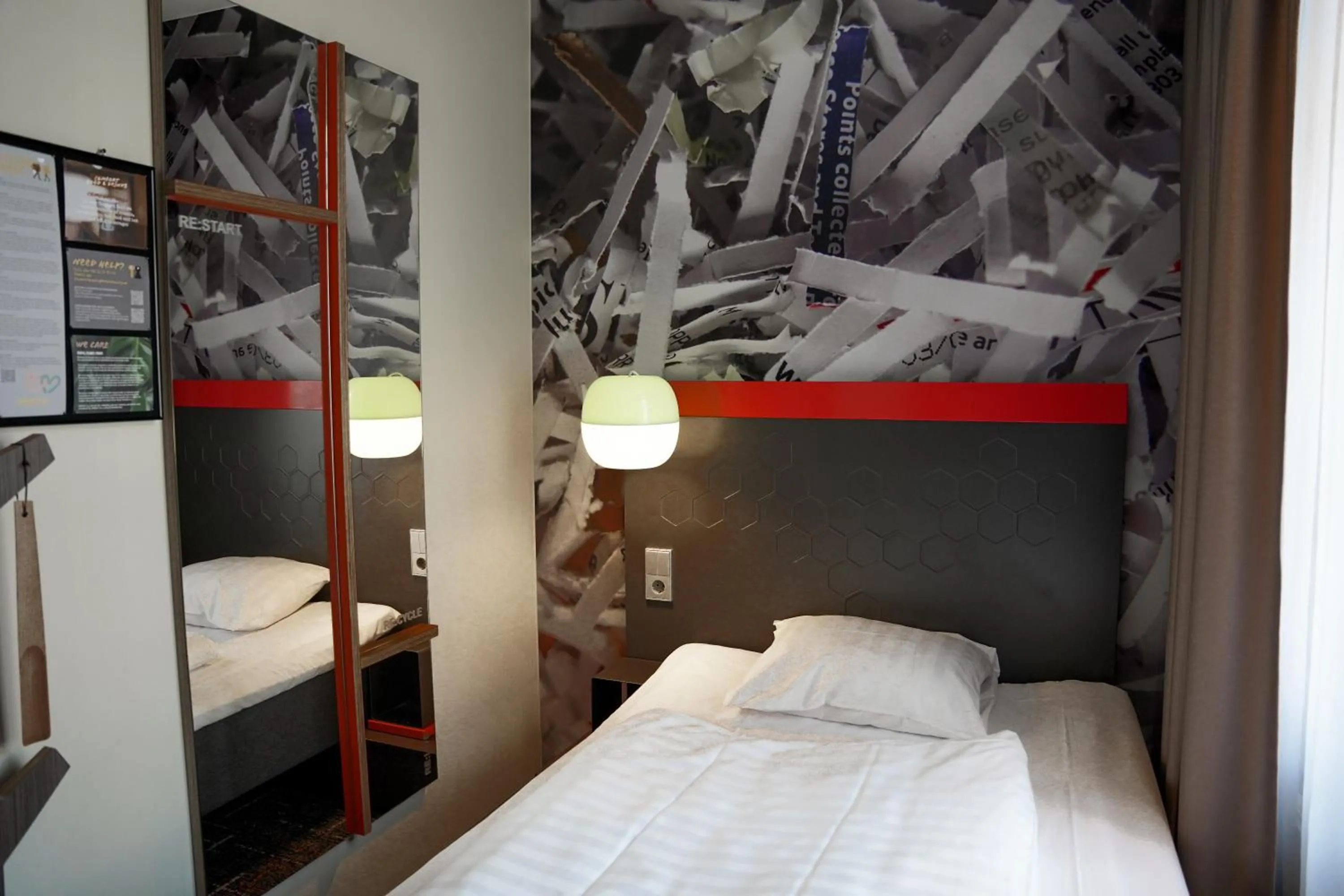 Bed in Comfort Hotel Norrköping