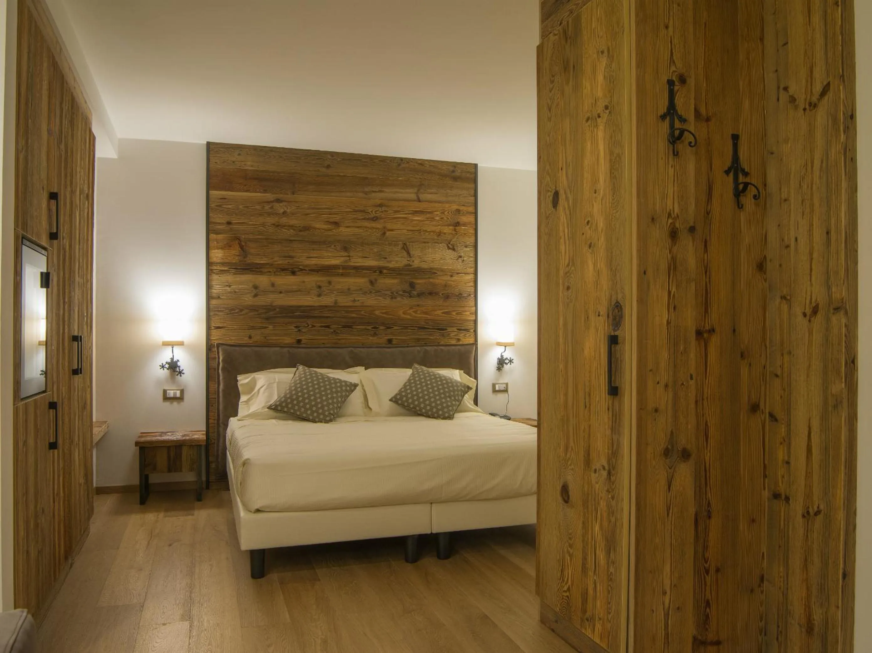 Bedroom, Bed in Hotel Garnì Caminetto