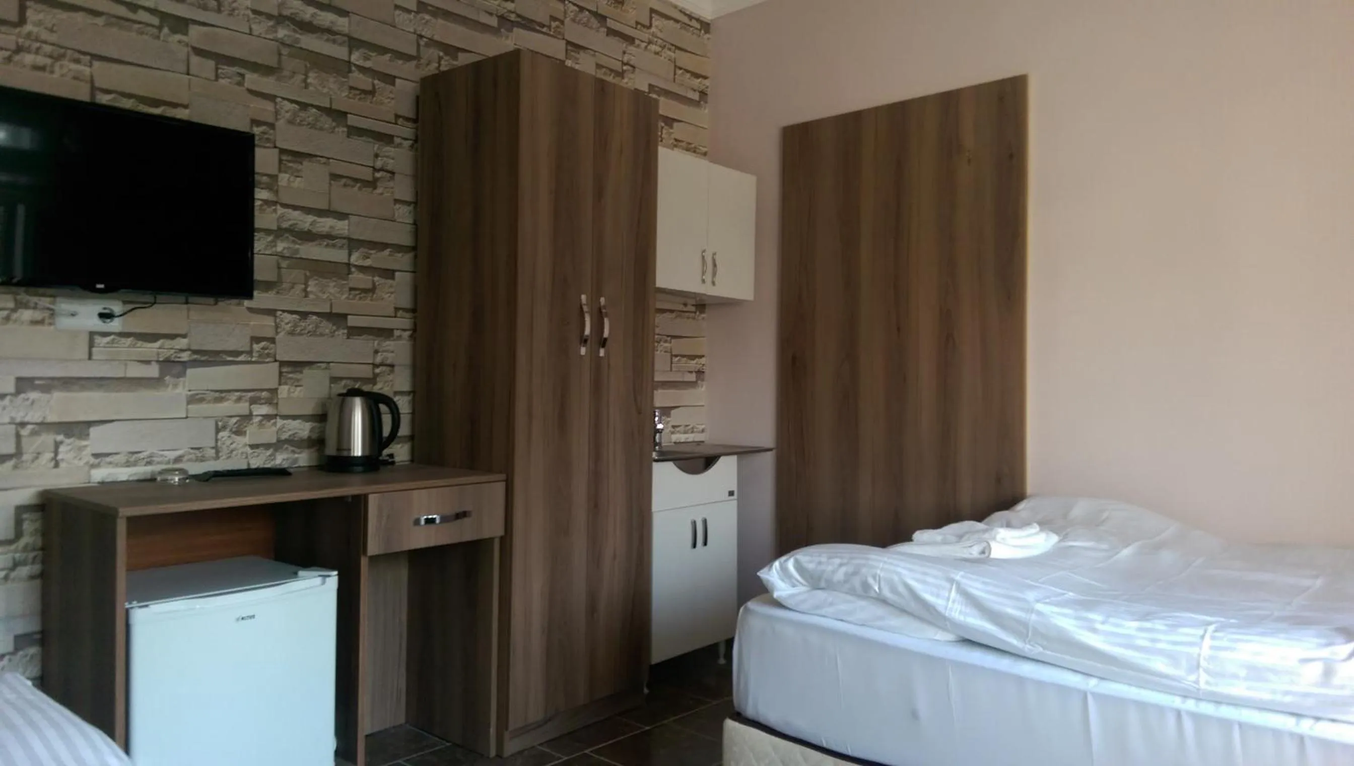 TV and multimedia, Bed in Mevlana Palace