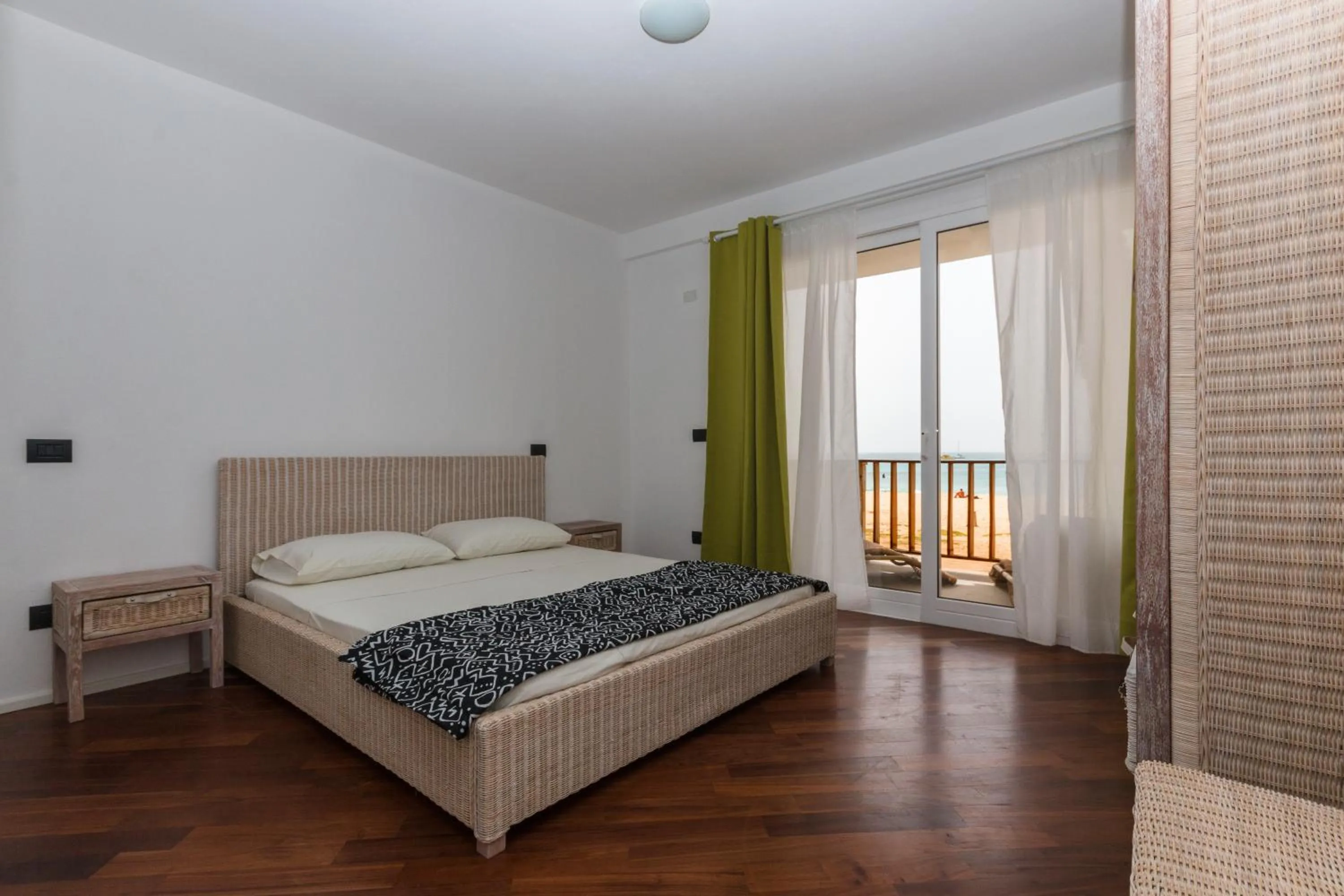 Balcony/Terrace, Bed in Villa ao Mar