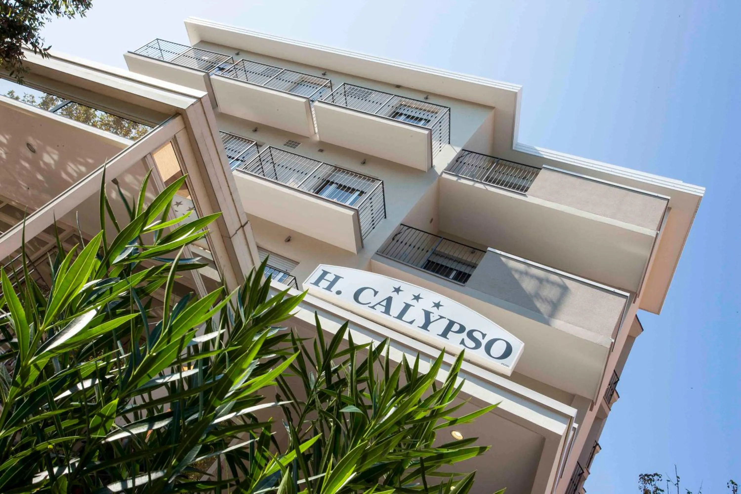Facade/entrance in Hotel Calypso
