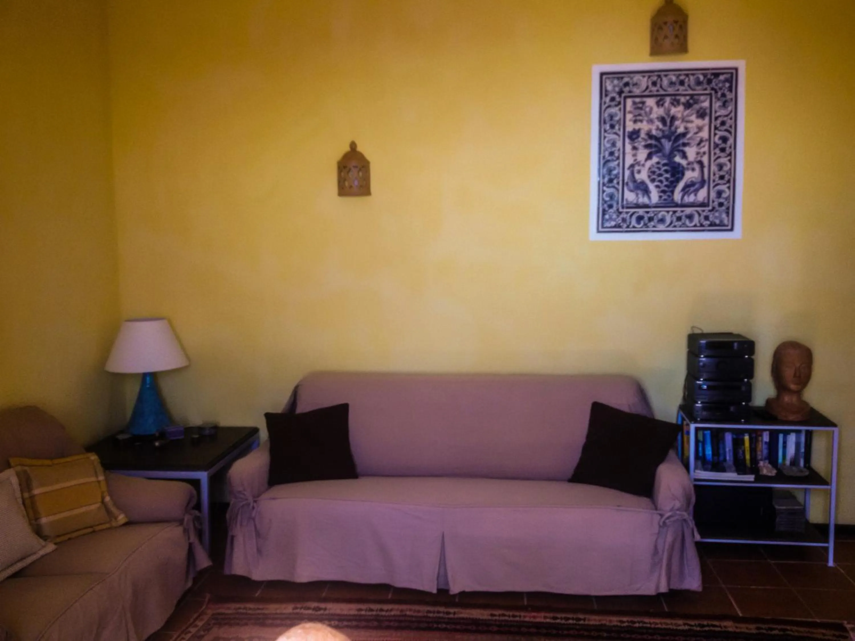 Living room in Marulivo Hotel