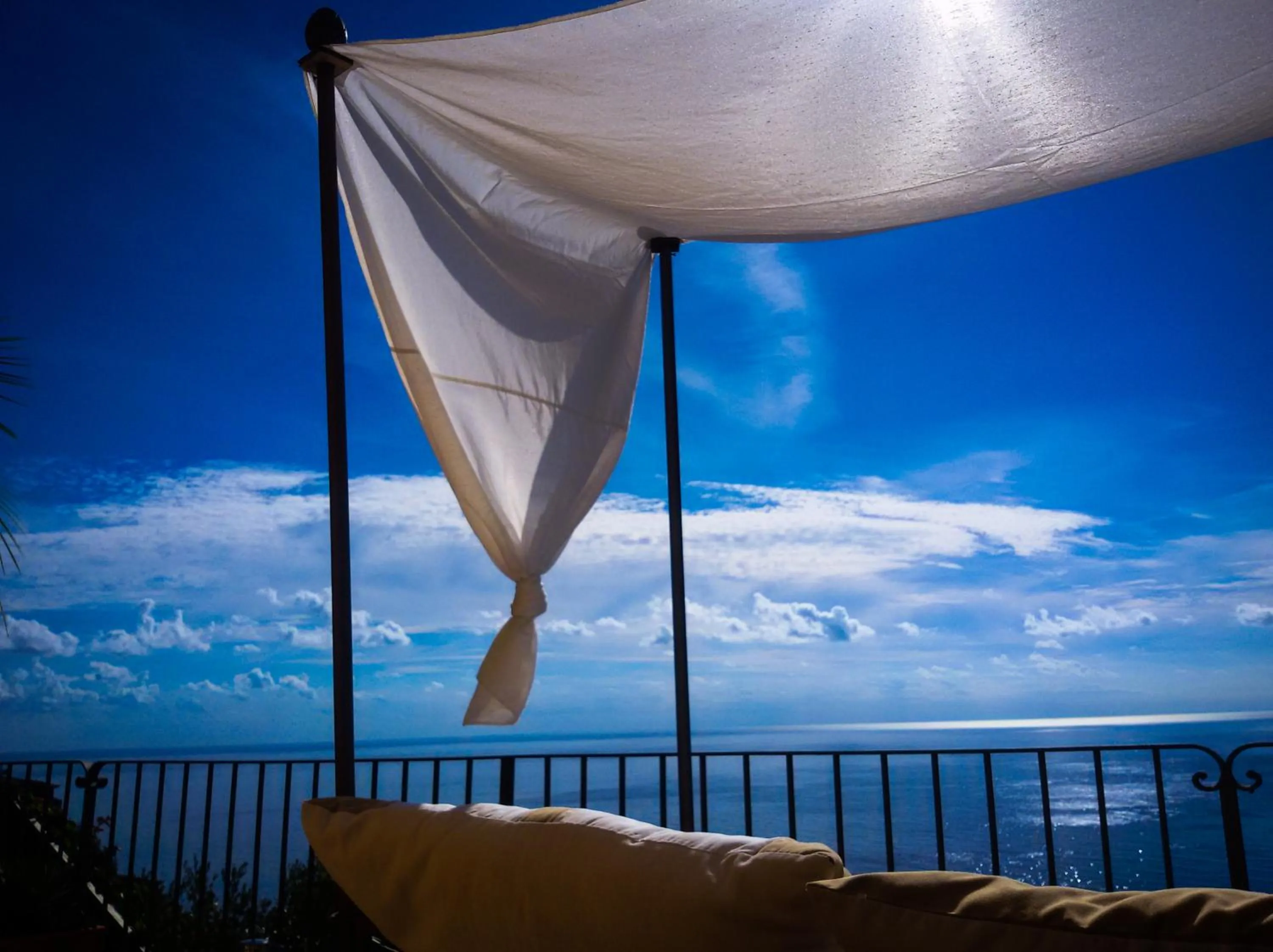 Sea view in Marulivo Hotel