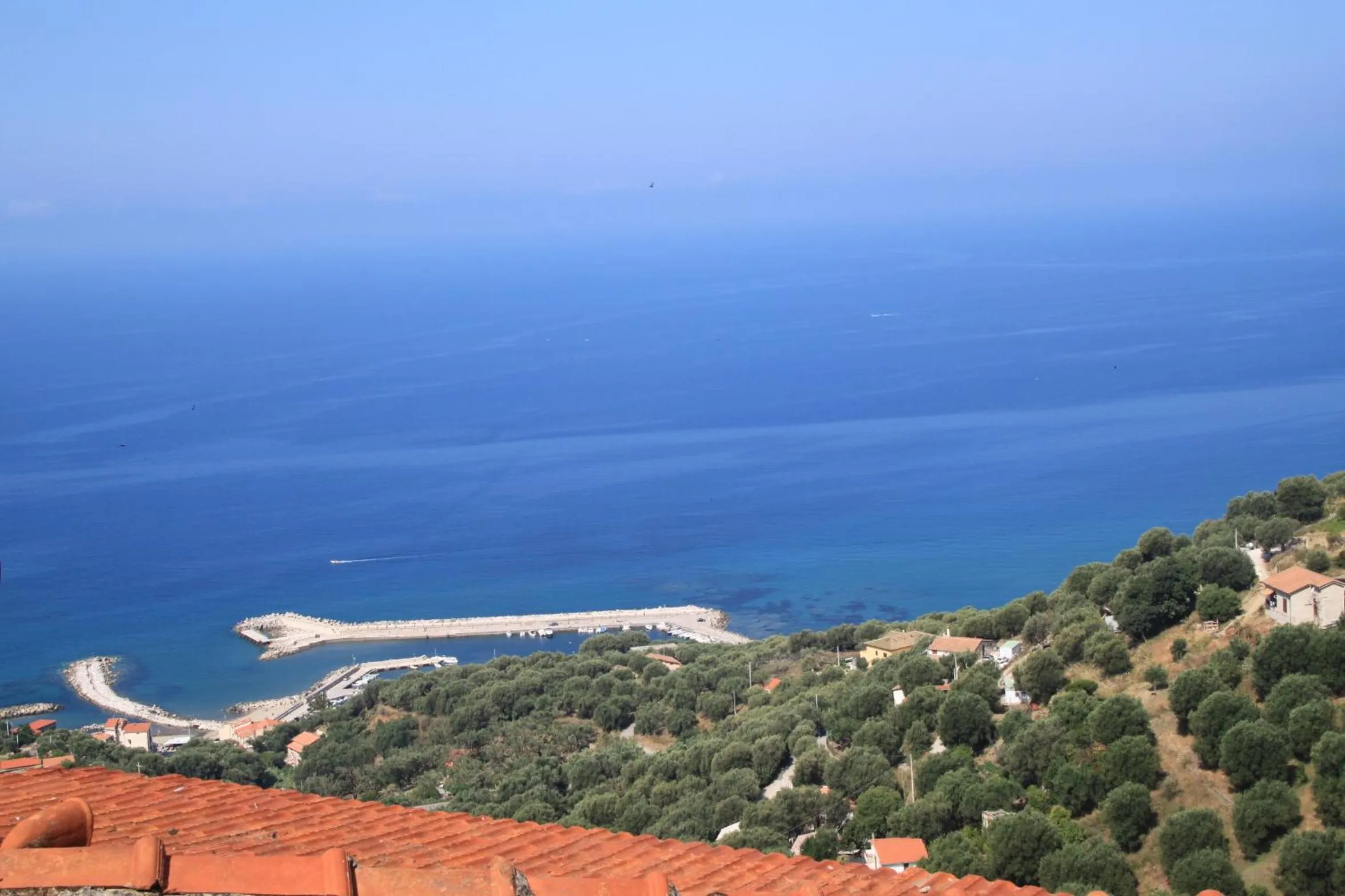 Sea view in Marulivo Hotel