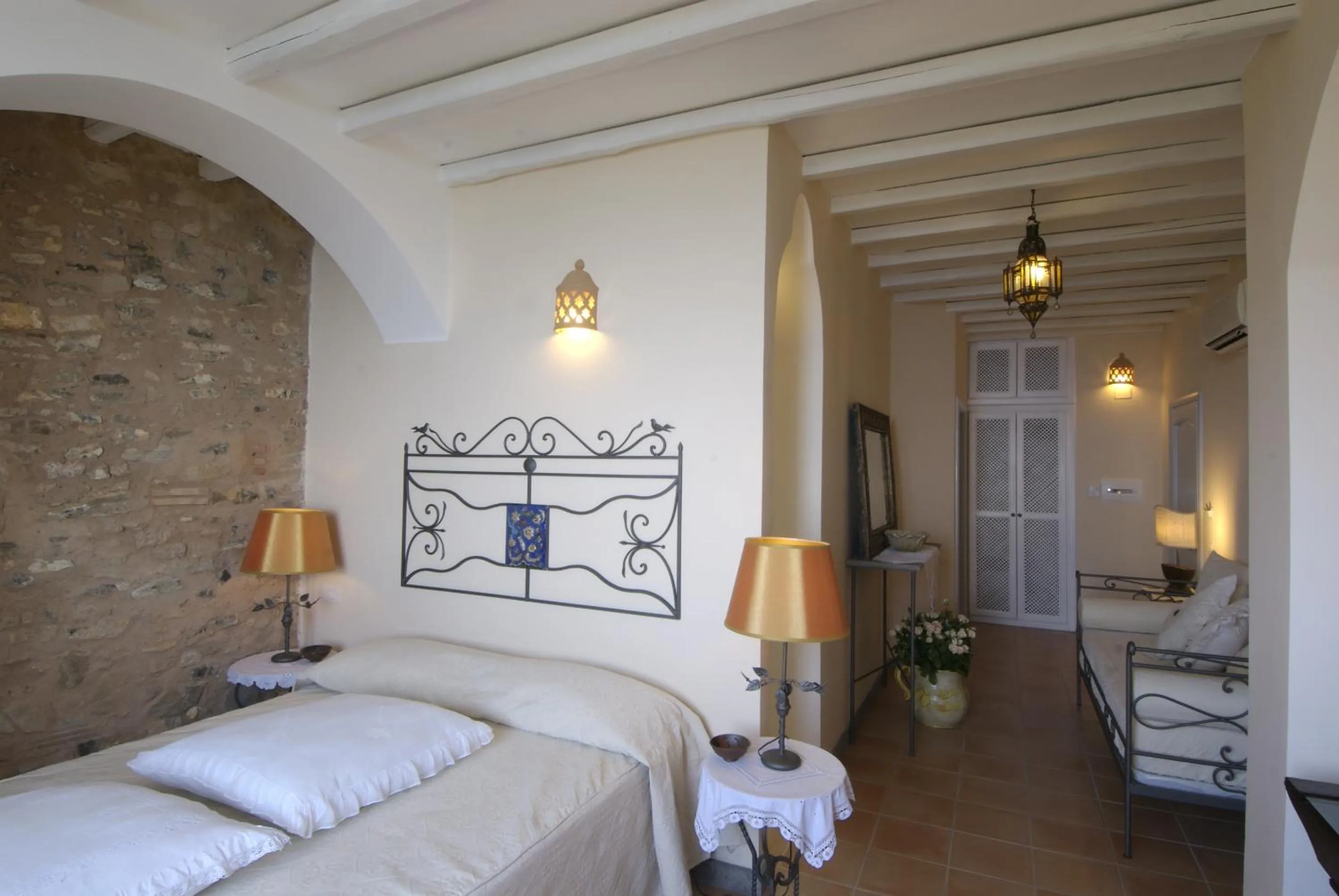 Photo of the whole room, Bed in Marulivo Hotel