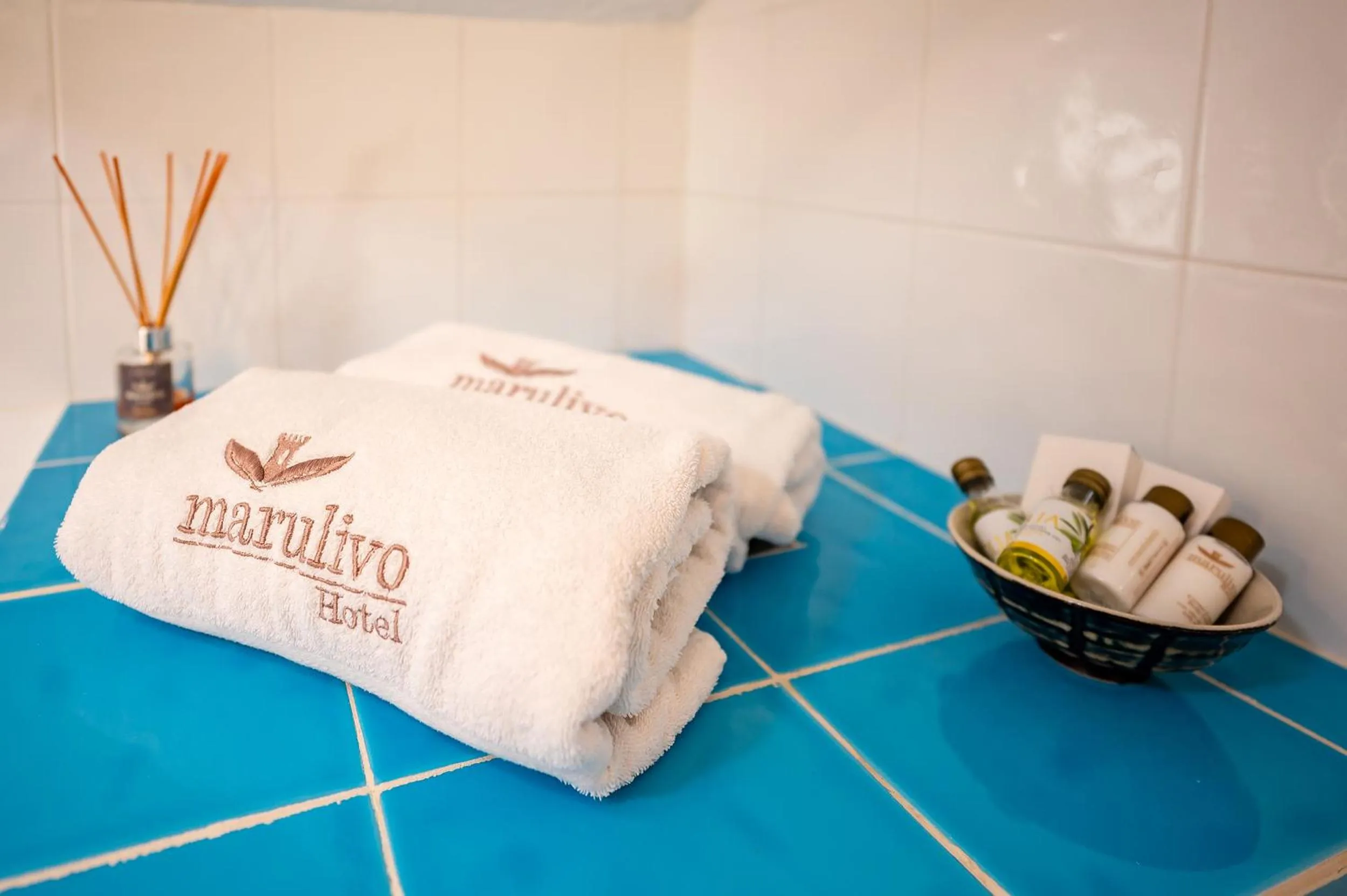 Bathroom in Marulivo Hotel