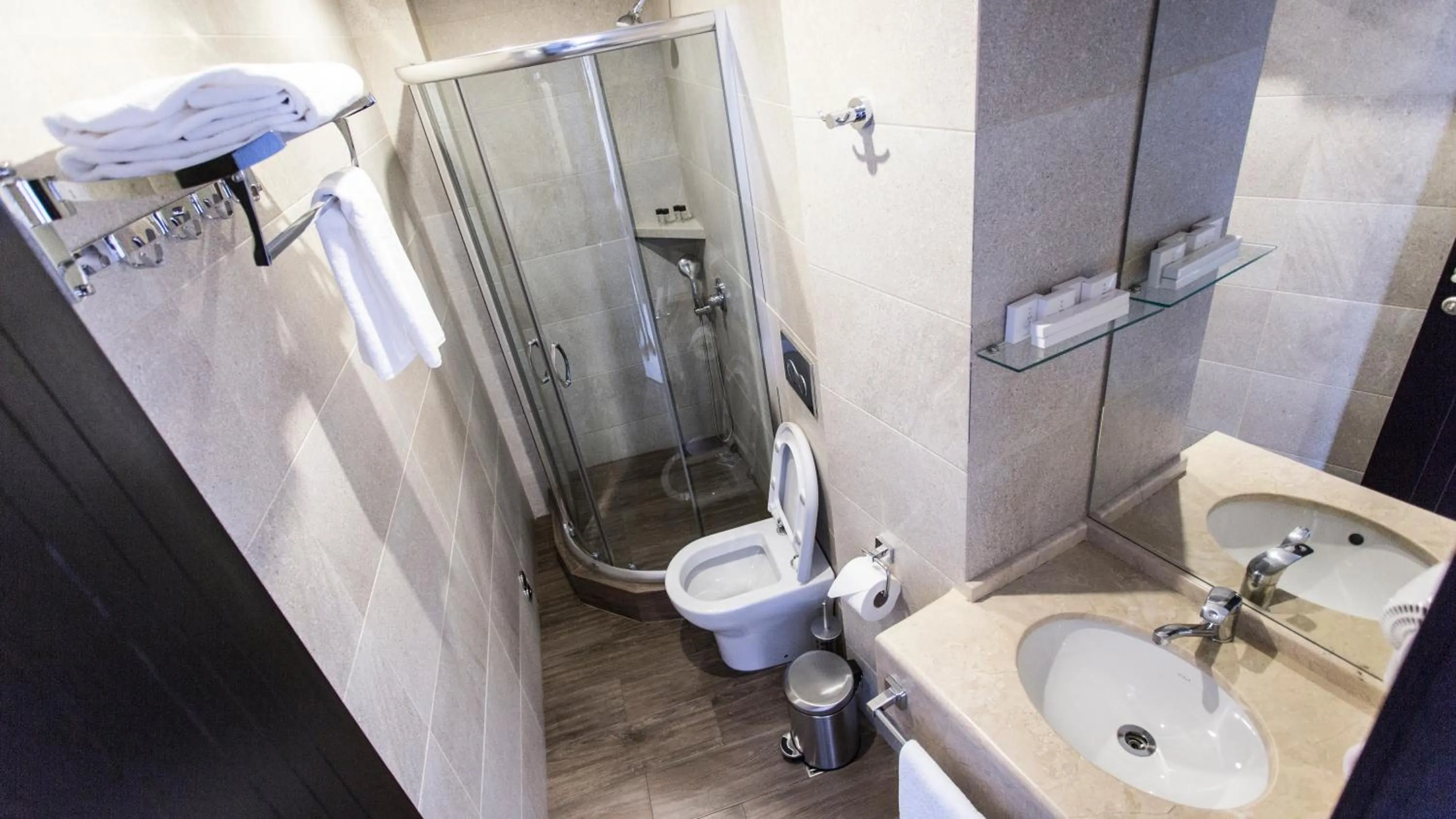 Bathroom in Old Meidan Tbilisi By Urban Hotels