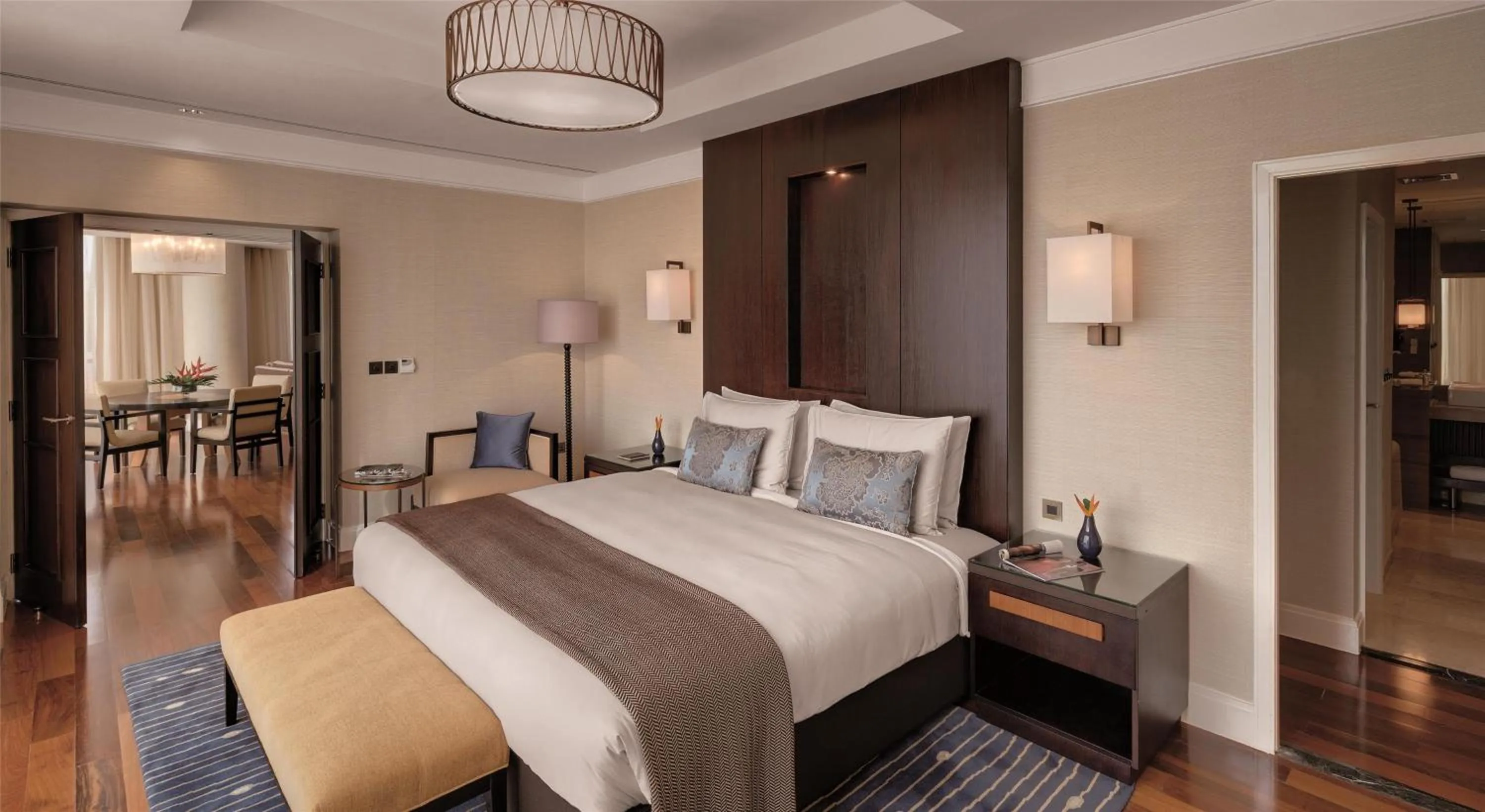 Photo of the whole room, Bed in Kempinski Hotel Gold Coast City