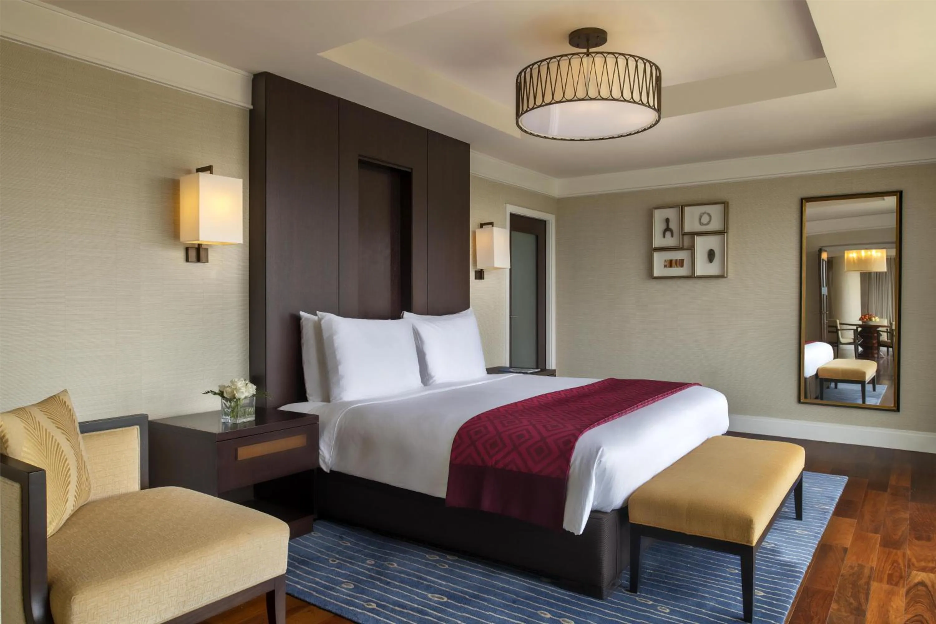 Photo of the whole room, Bed in Kempinski Hotel Gold Coast City