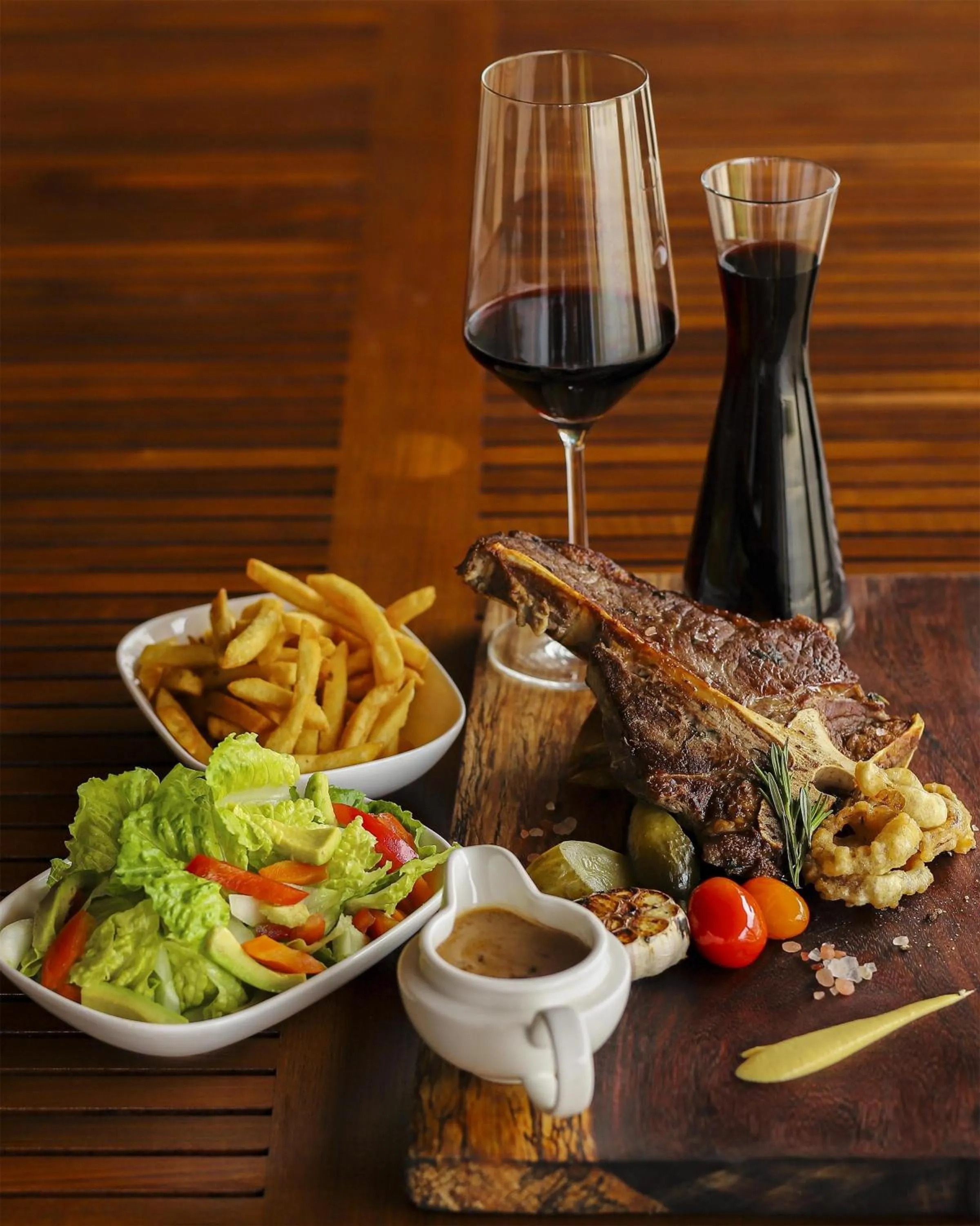 Restaurant/places to eat in Kempinski Hotel Gold Coast City