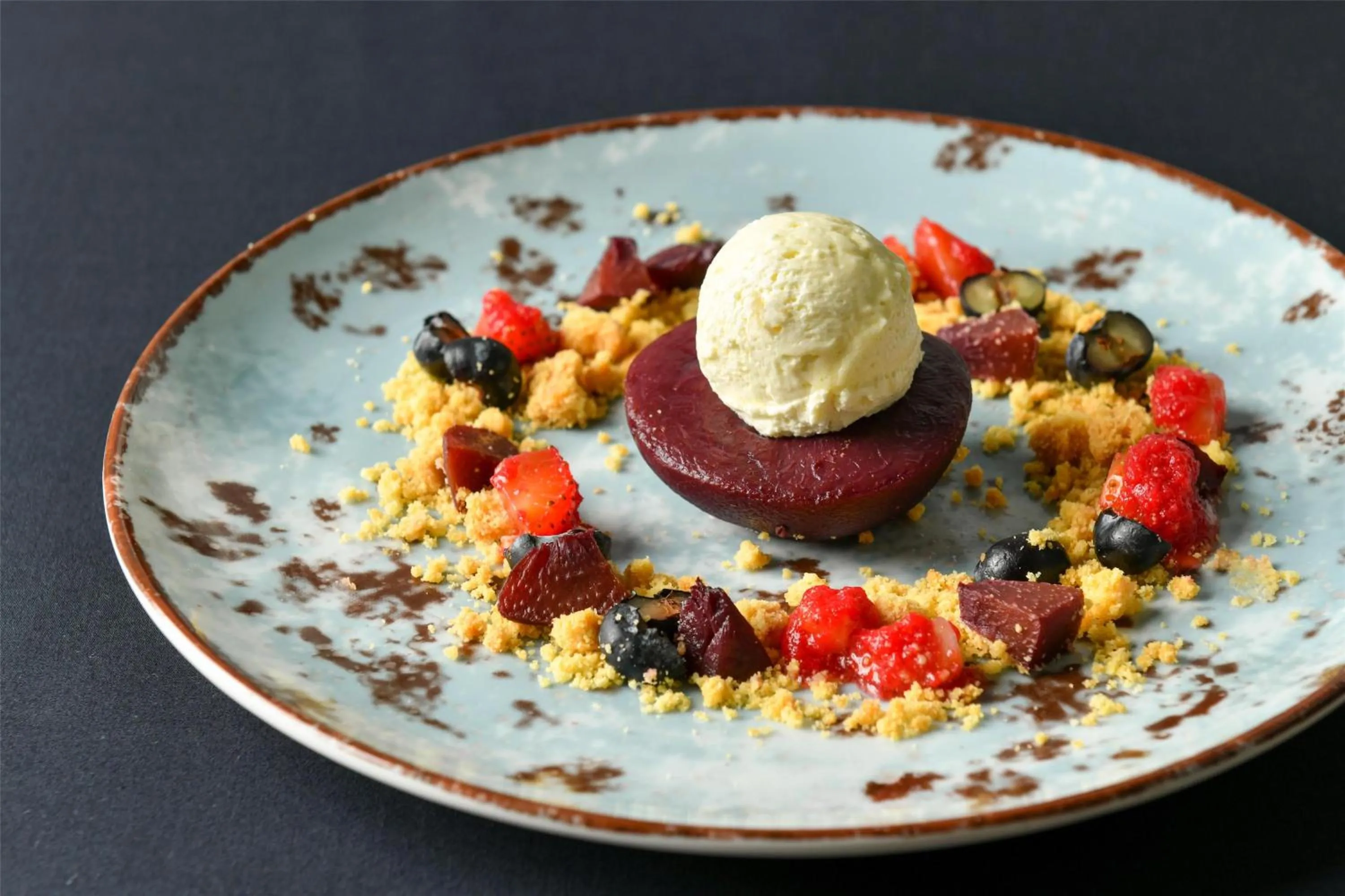 Restaurant/places to eat in Kempinski Hotel Gold Coast City