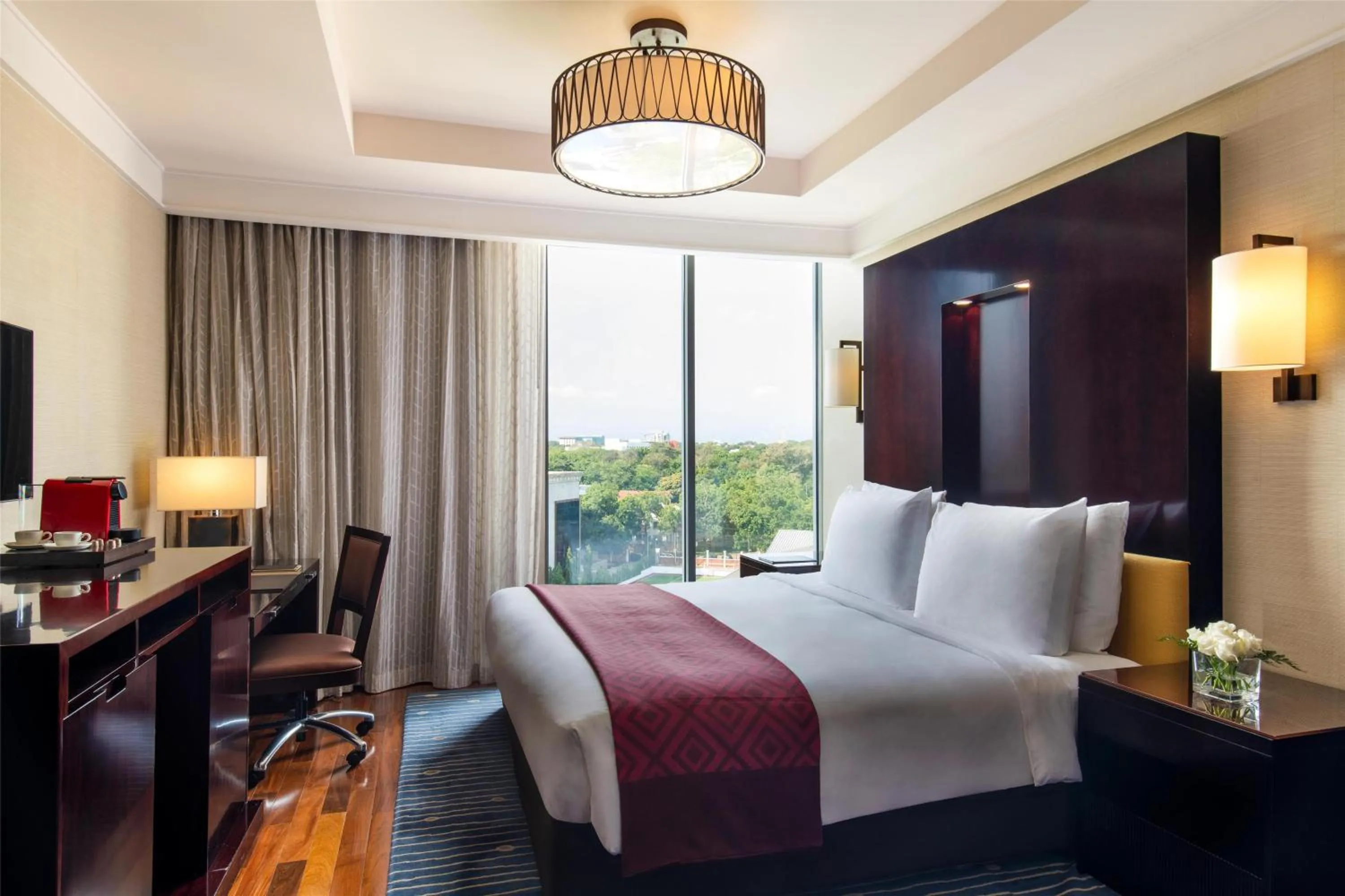 Photo of the whole room, Bed in Kempinski Hotel Gold Coast City