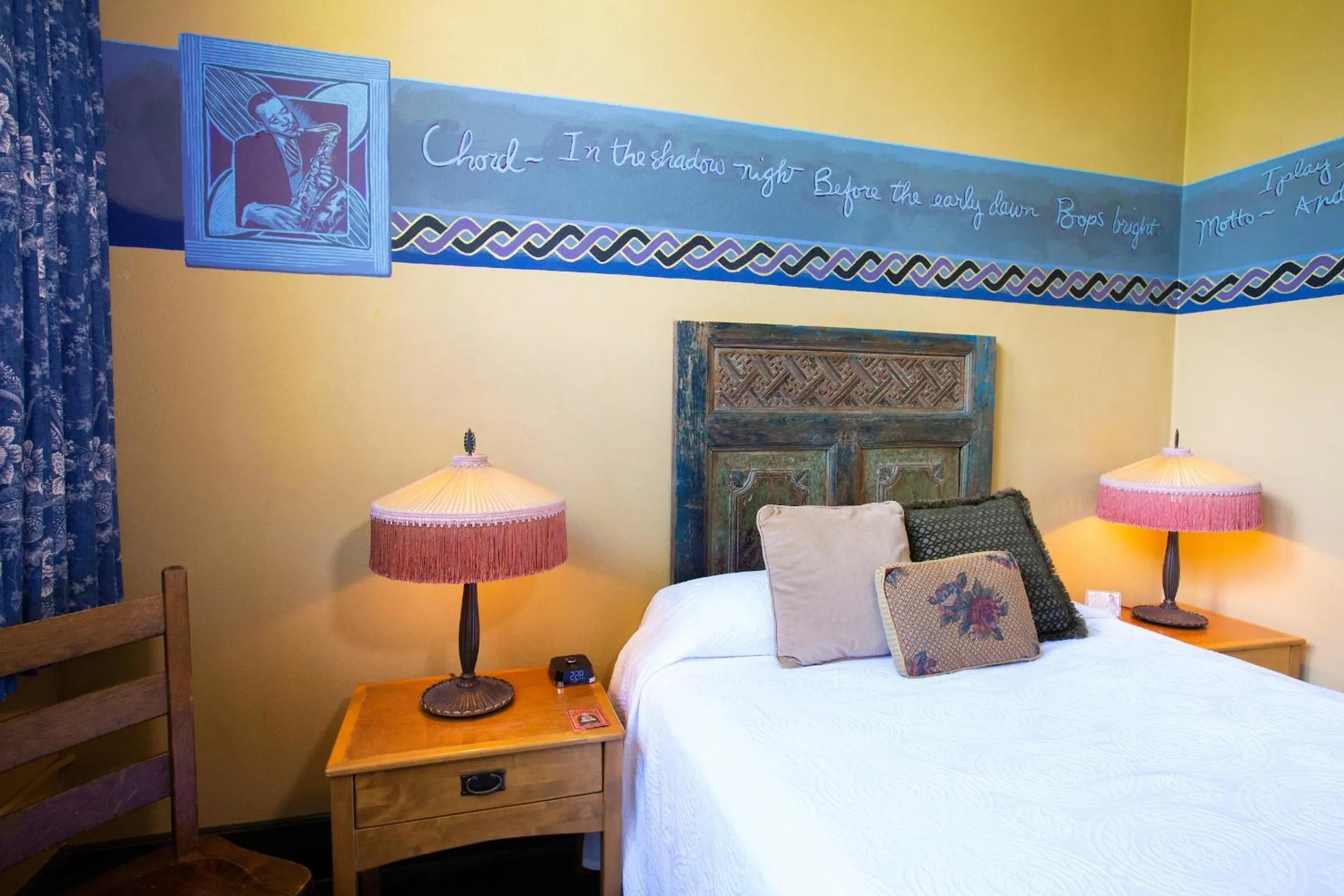 Bed in McMenamins Kennedy School