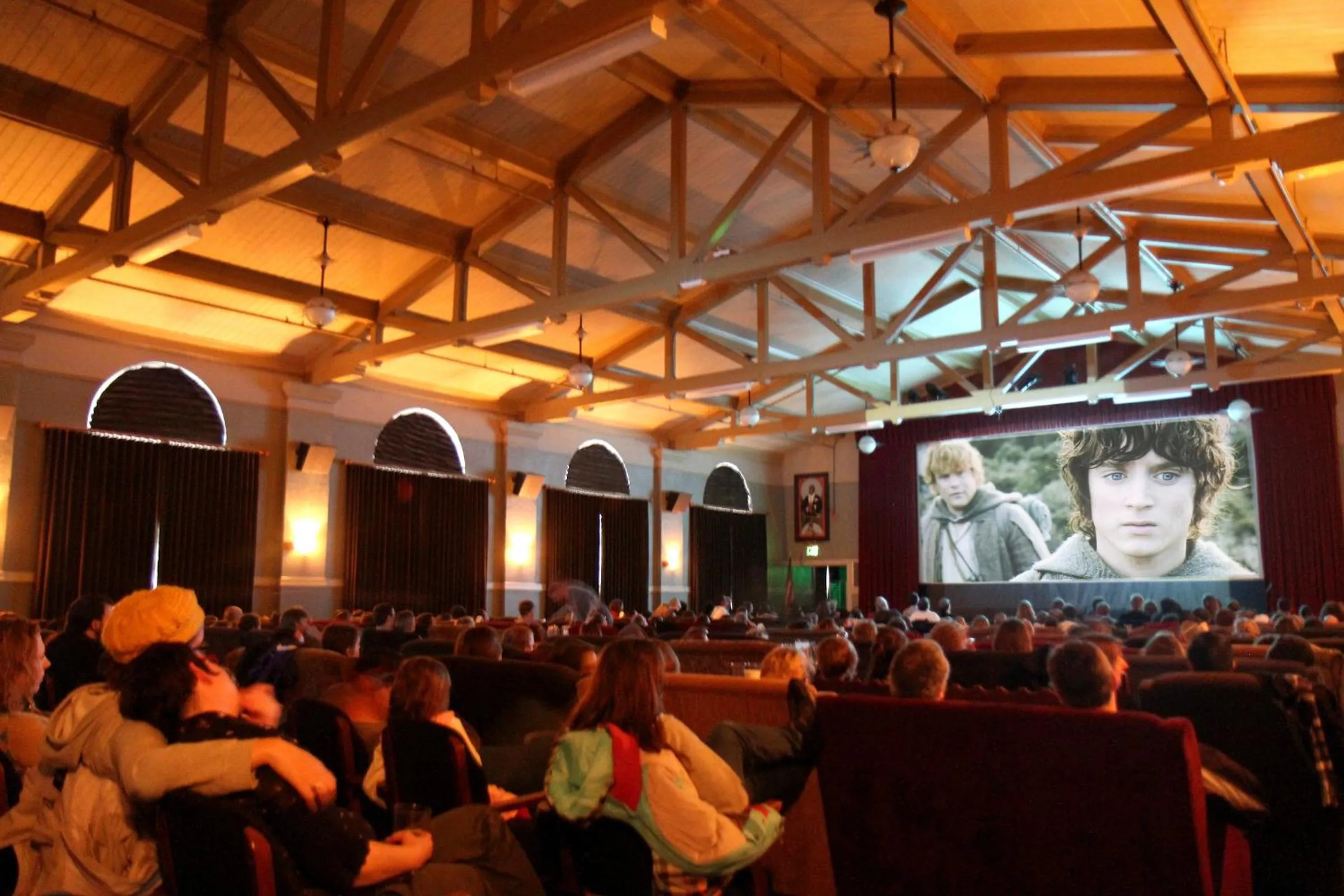 Entertainment in McMenamins Kennedy School