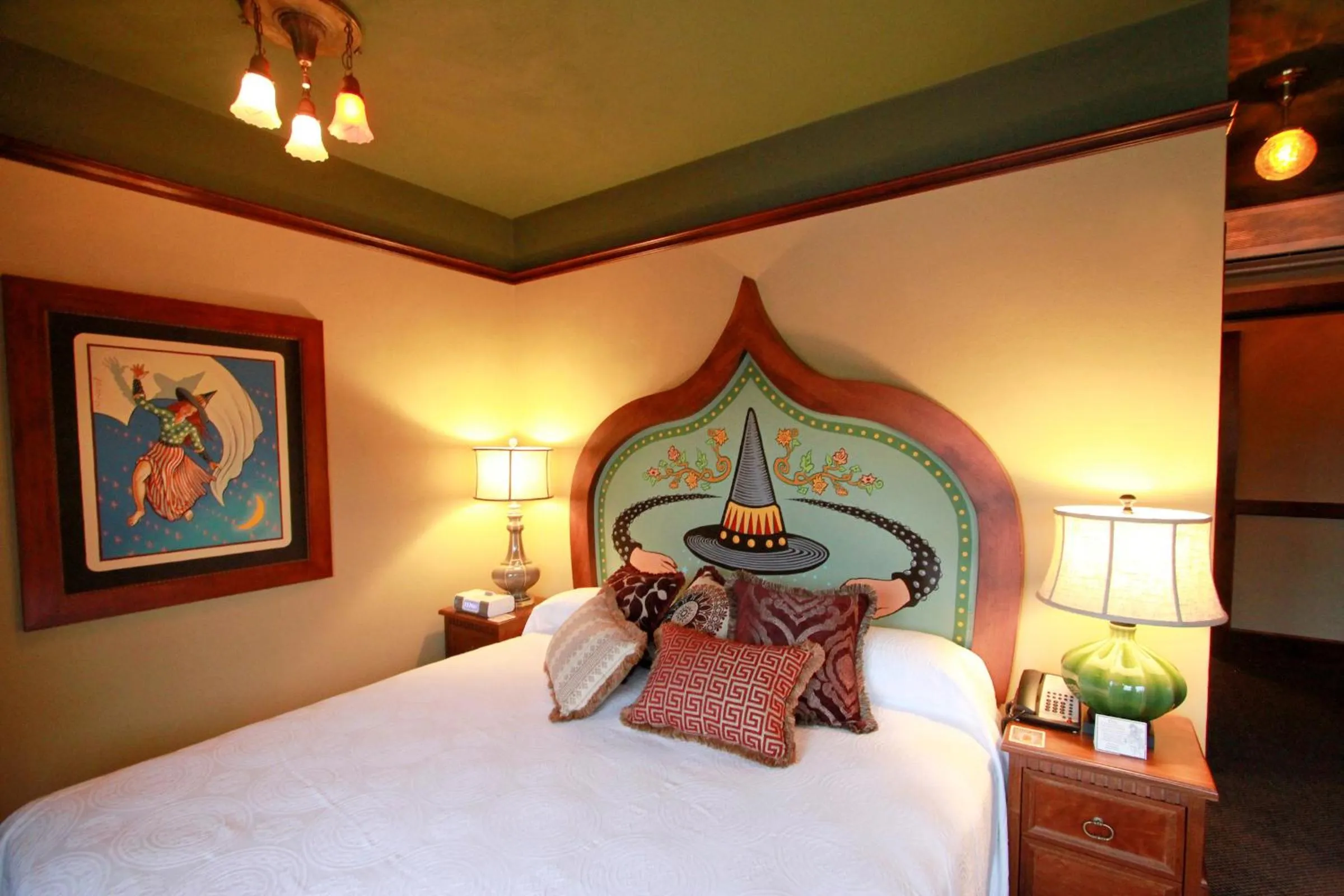 Bed in McMenamins Kennedy School