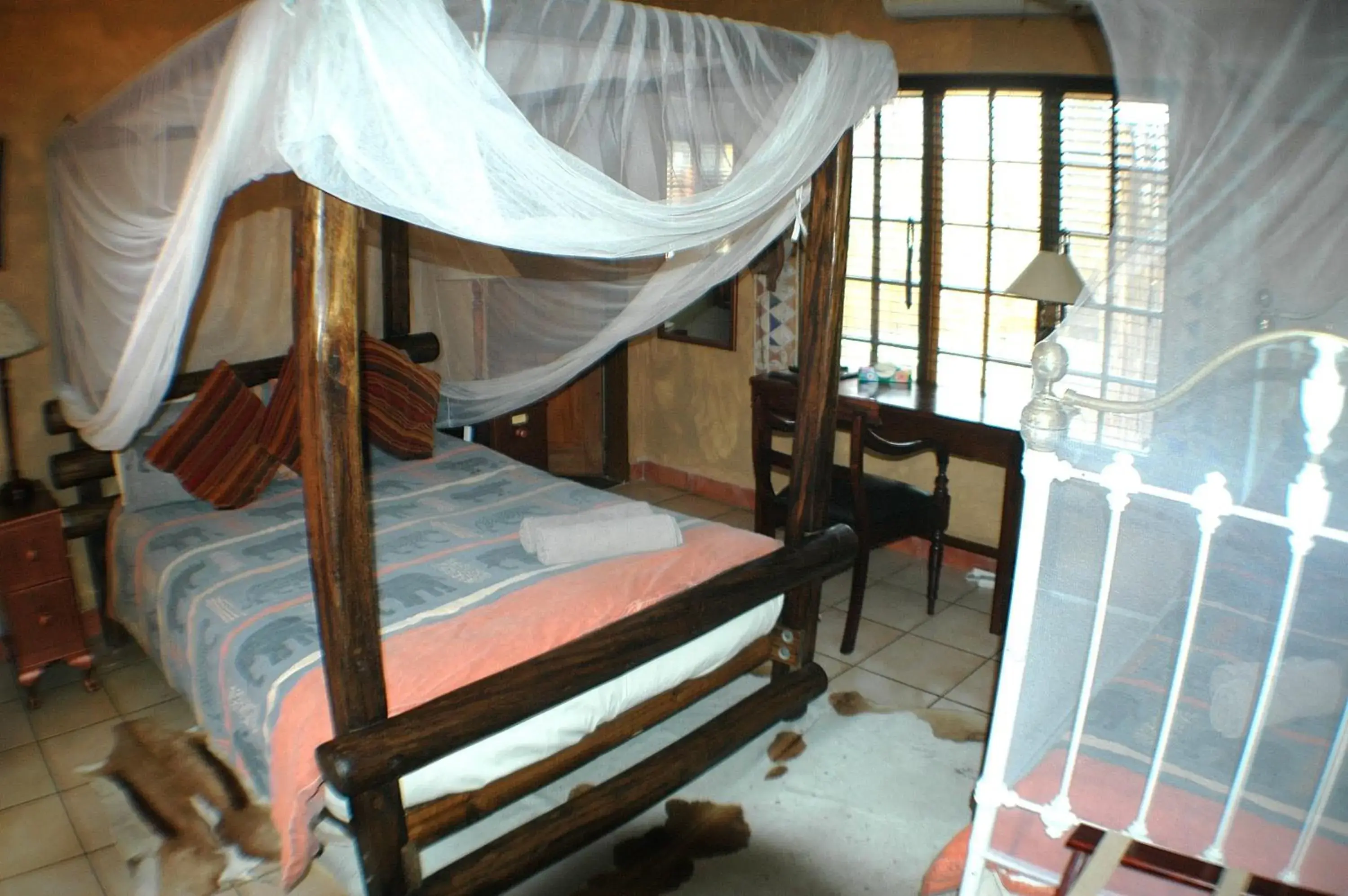 Bed in Trees Too Guest Lodge Bed in Trees Too Guest Lodge