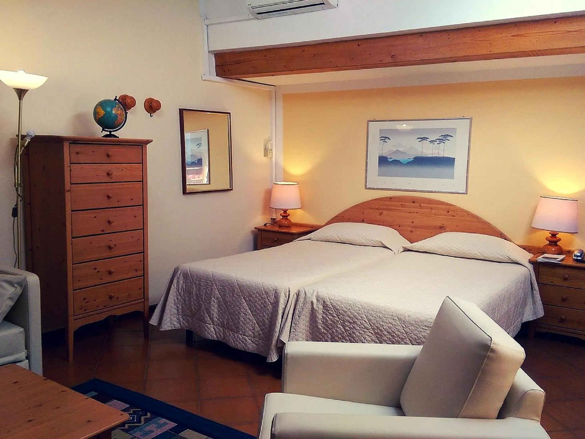 Bed in Manci Apartments by Hotel America