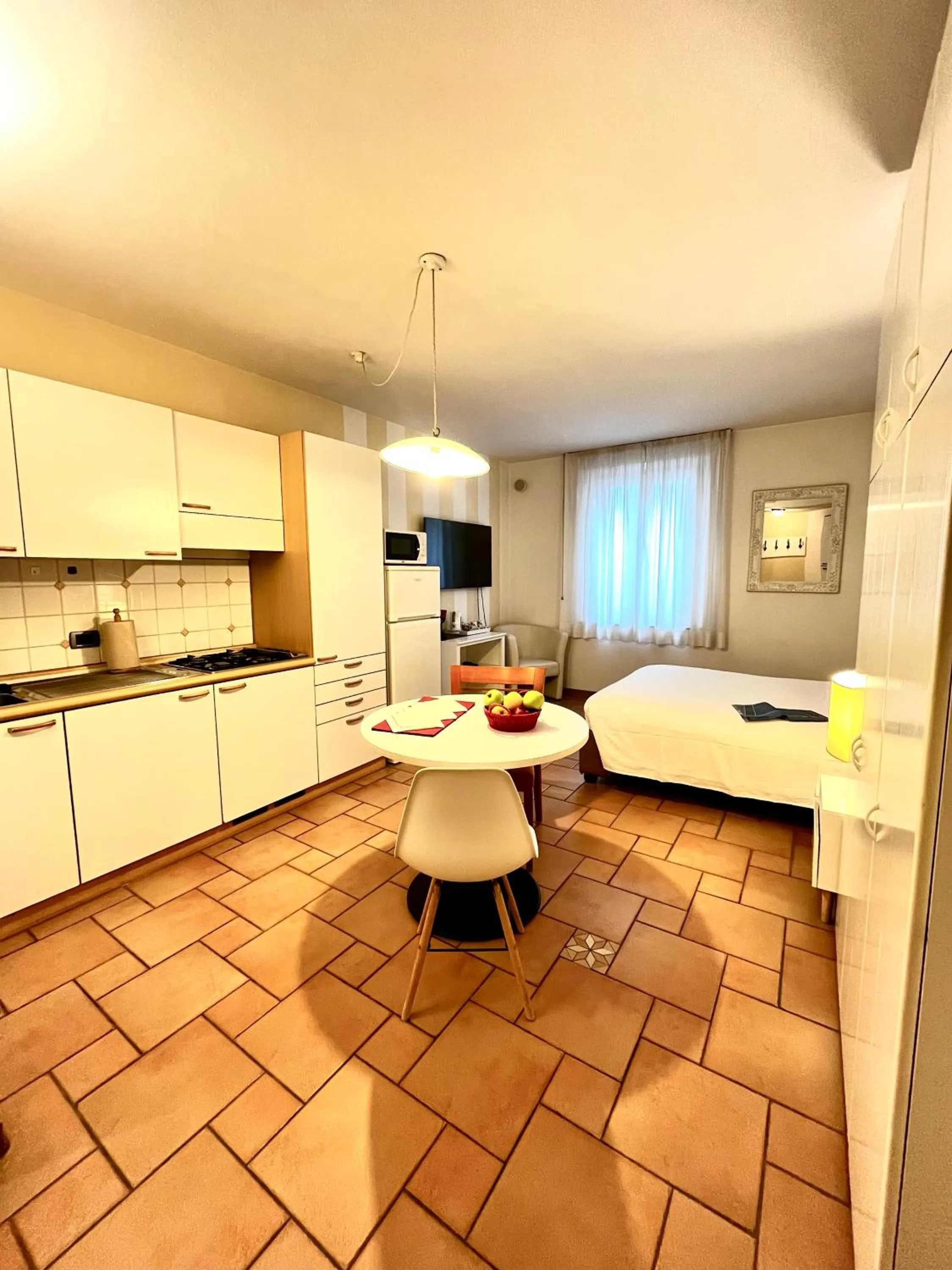 Photo of the whole room in Manci Apartments by Hotel America