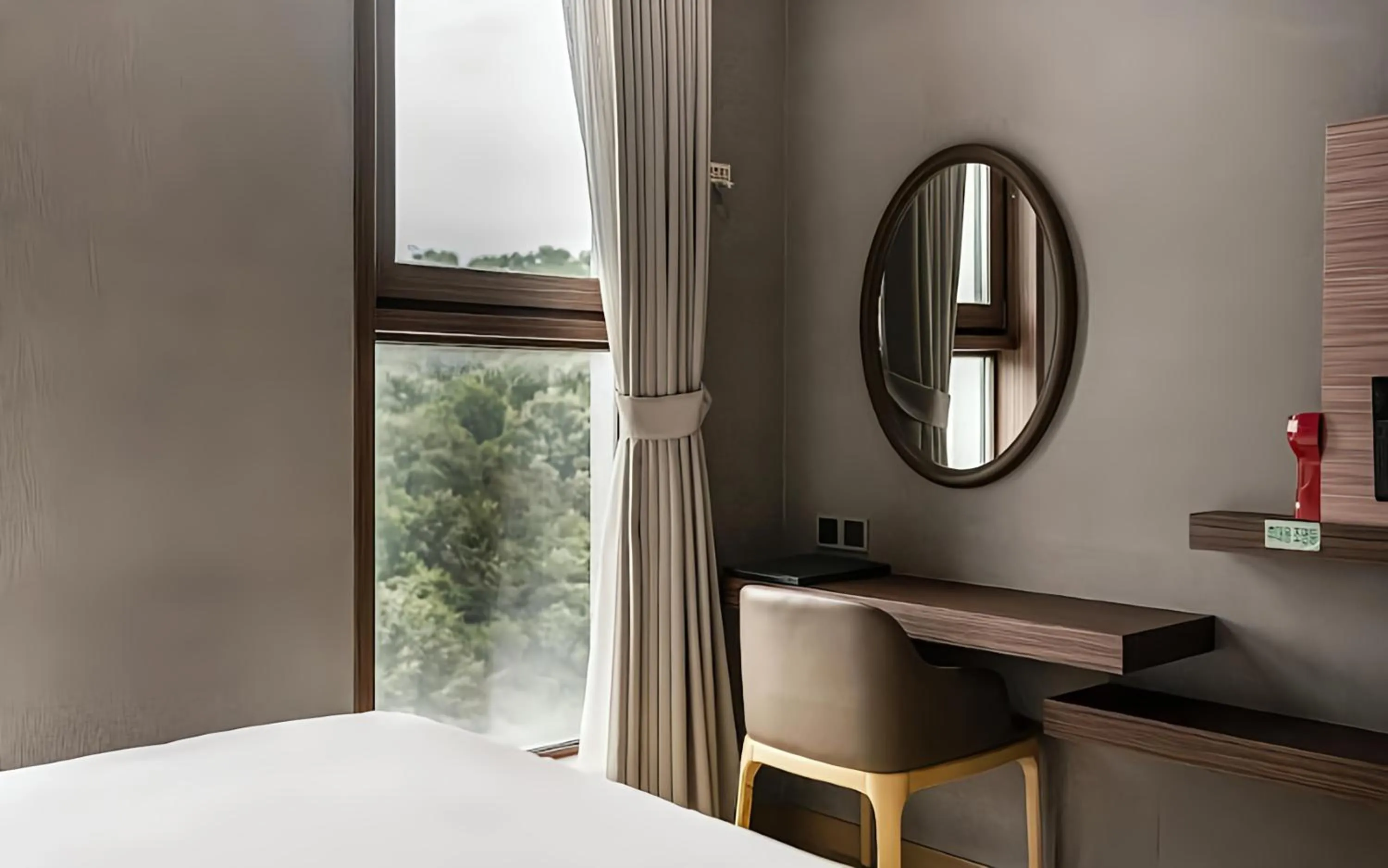 Property building, Bed in Hotel L'art Gimpo