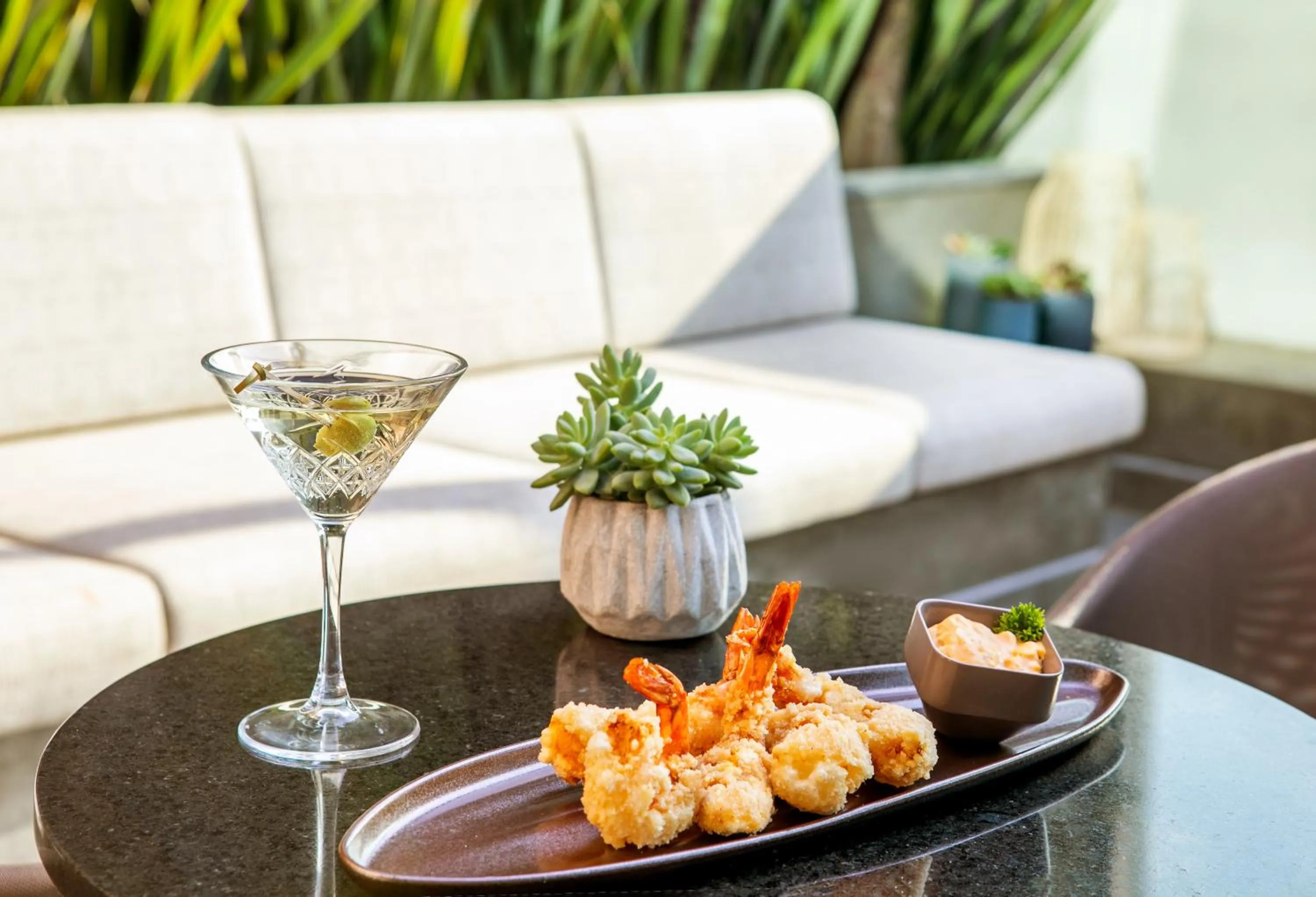 Lounge or bar in Meliá Jardim Europa