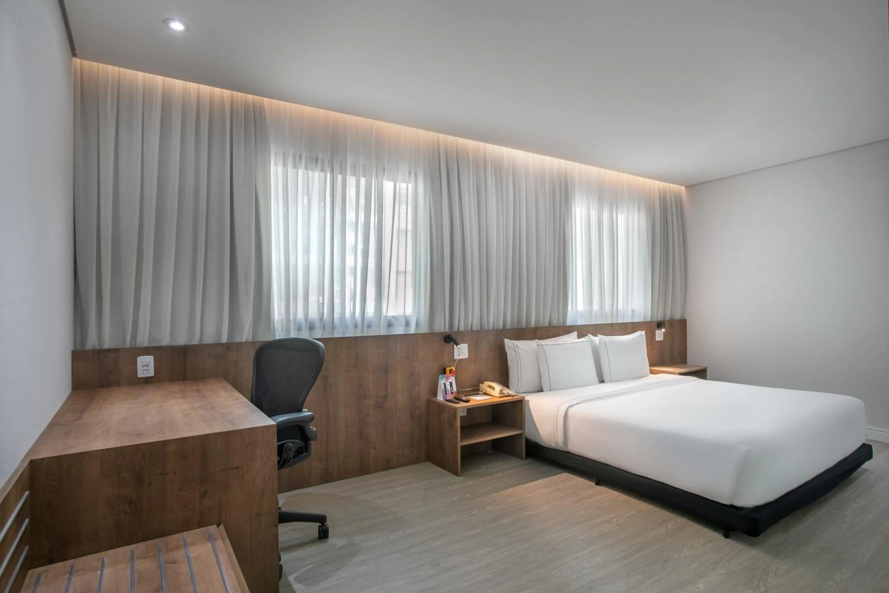 Bed in Meliá Jardim Europa