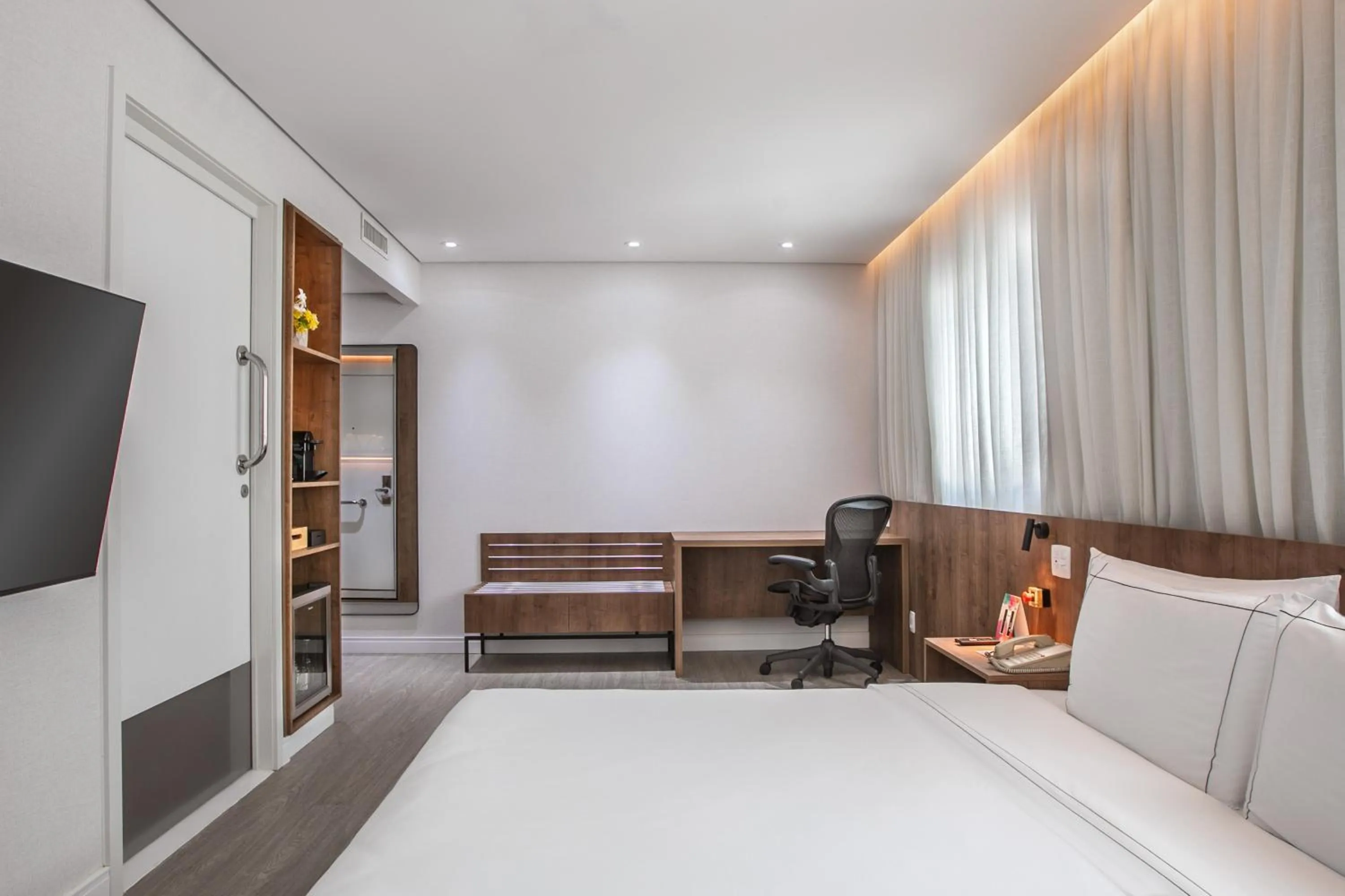 Bed in Meliá Jardim Europa